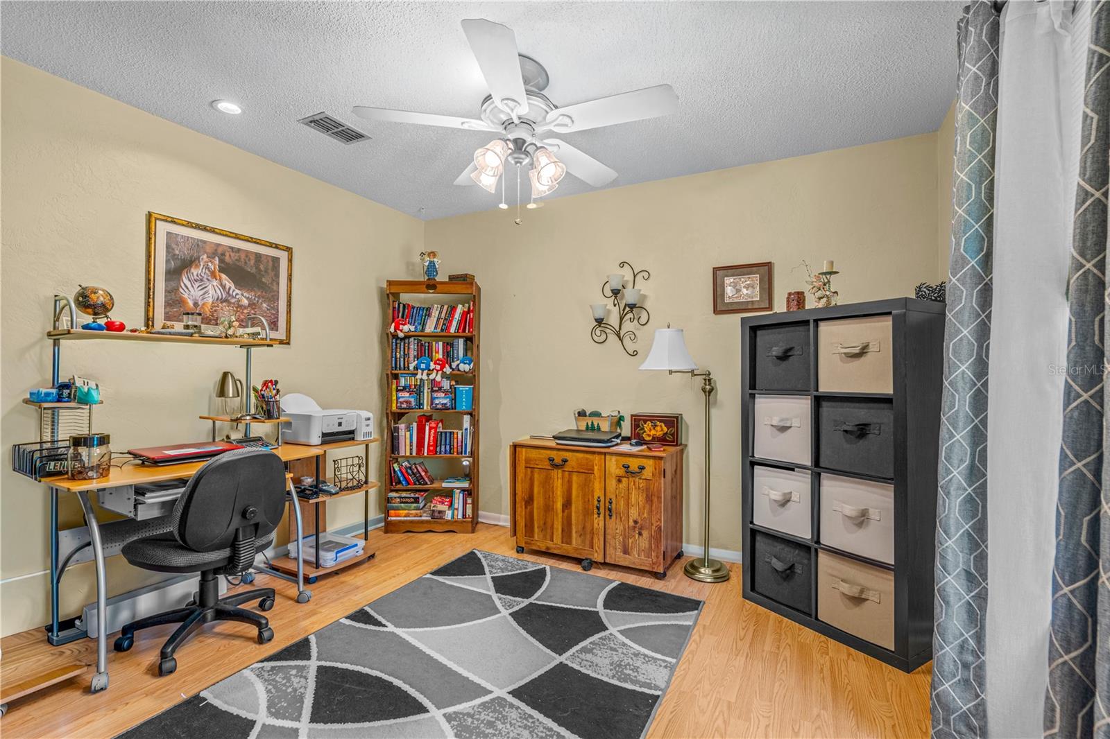 SPANISH MISSION HEIGHTS - Residential