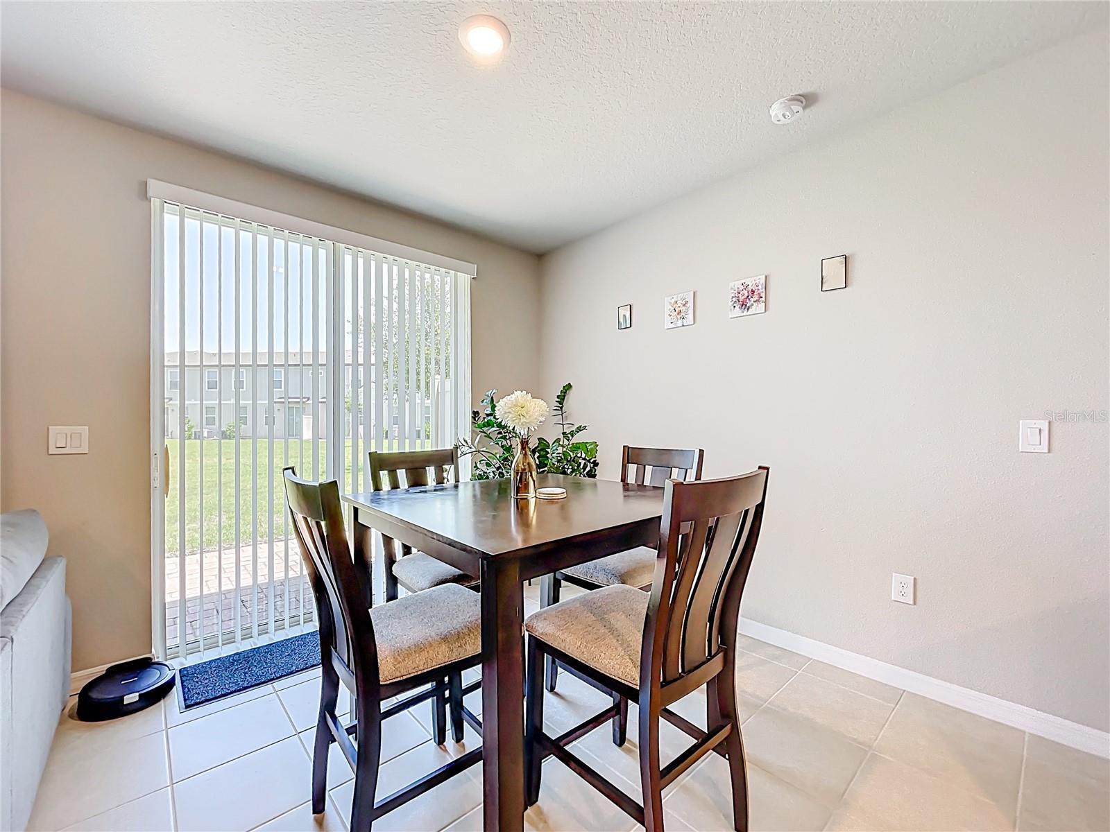 GREENS/FRST LAKE PH 1 - Residential