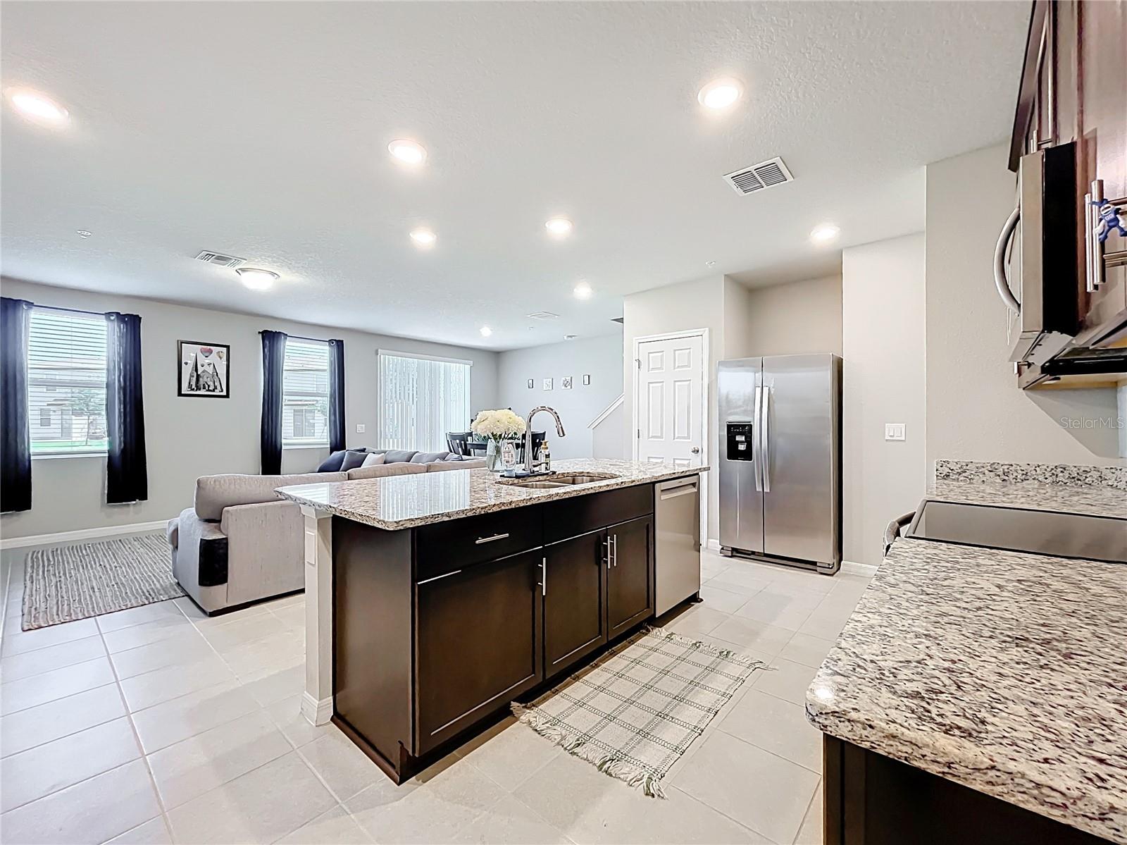 GREENS/FRST LAKE PH 1 - Residential