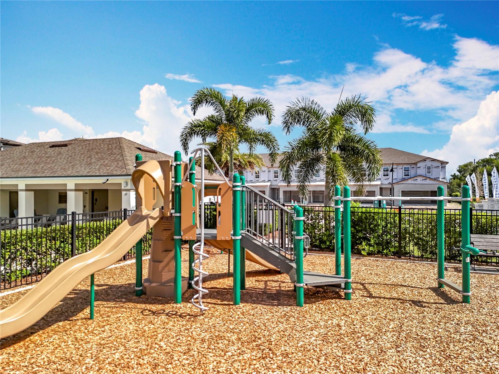 GREENS/FRST LAKE PH 1 - Residential