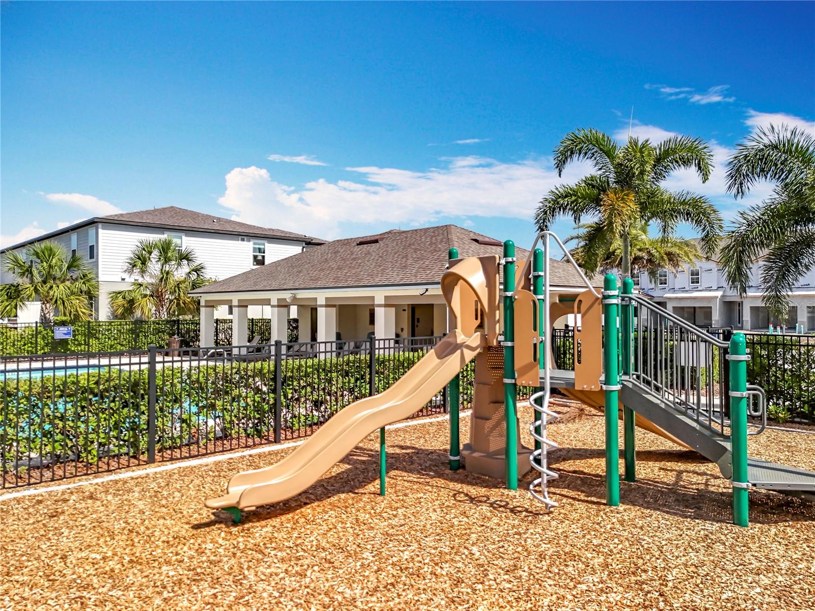 GREENS/FRST LAKE PH 1 - Residential