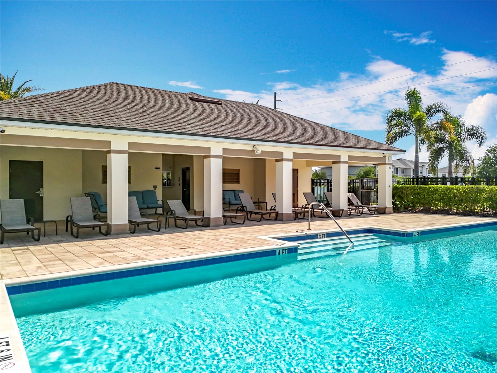 GREENS/FRST LAKE PH 1 - Residential