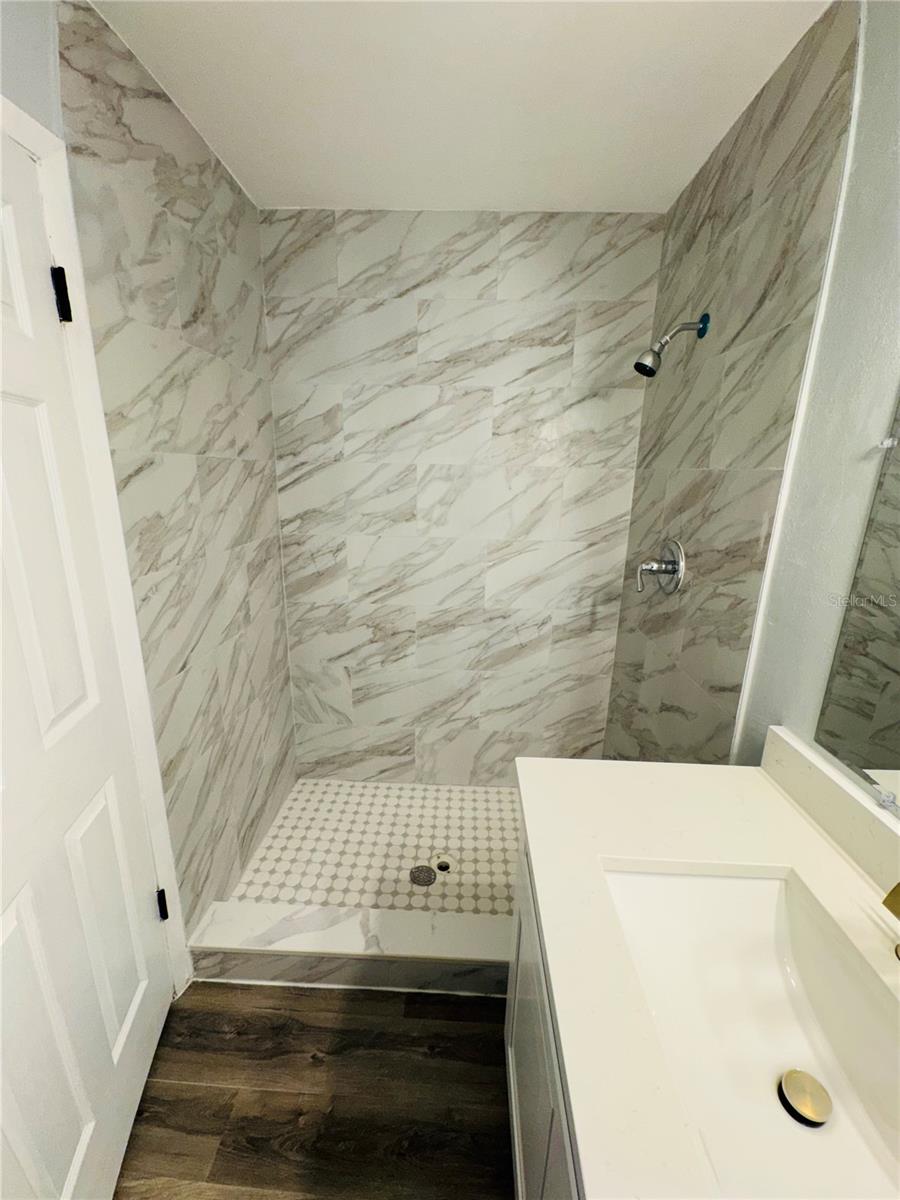 TOWNHOUSES ROSEMONT GREEN - Residential
