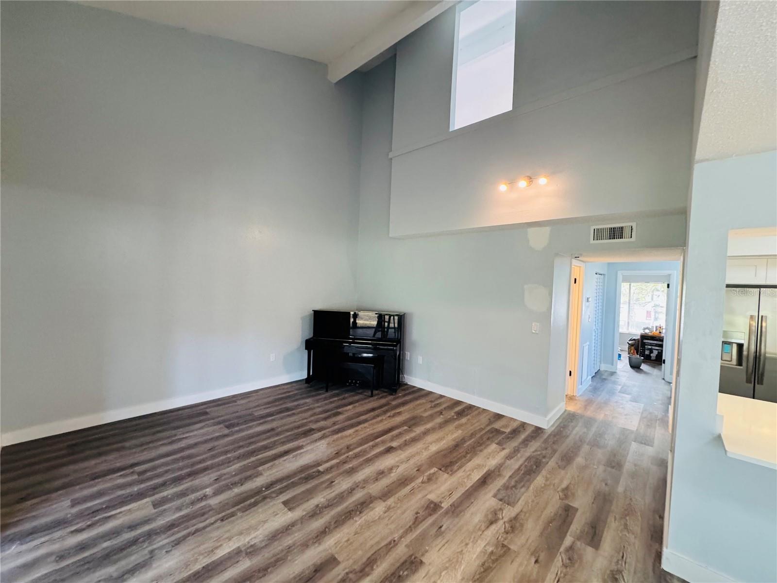 TOWNHOUSES ROSEMONT GREEN - Residential