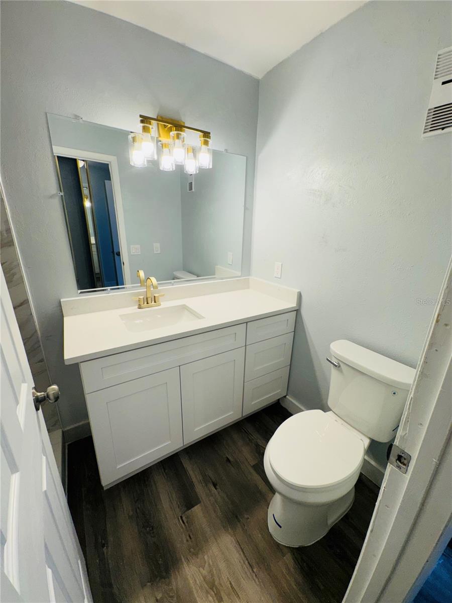TOWNHOUSES ROSEMONT GREEN - Residential