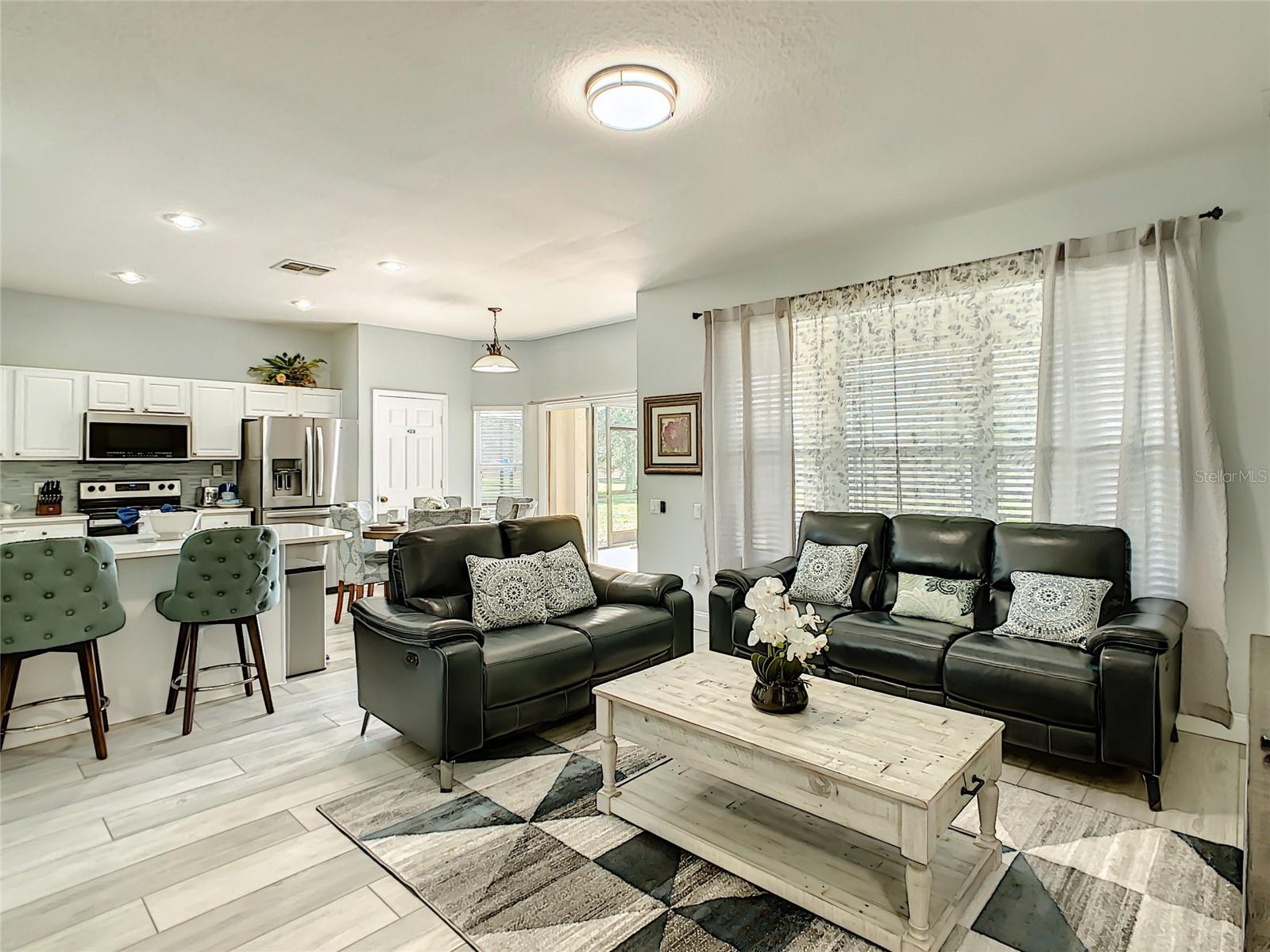 2709 MANESTY LANE