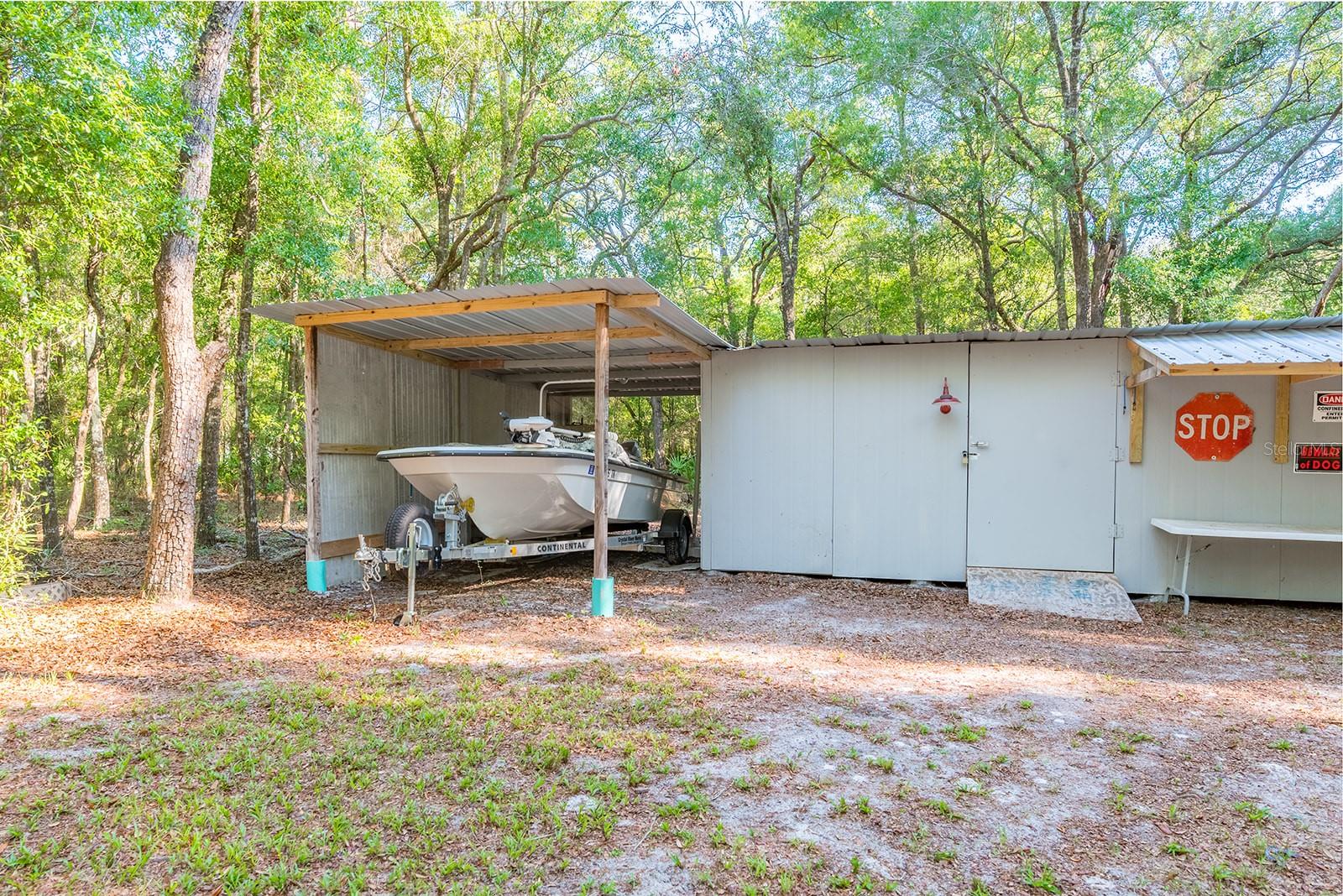 MANATEE OAKS - Residential