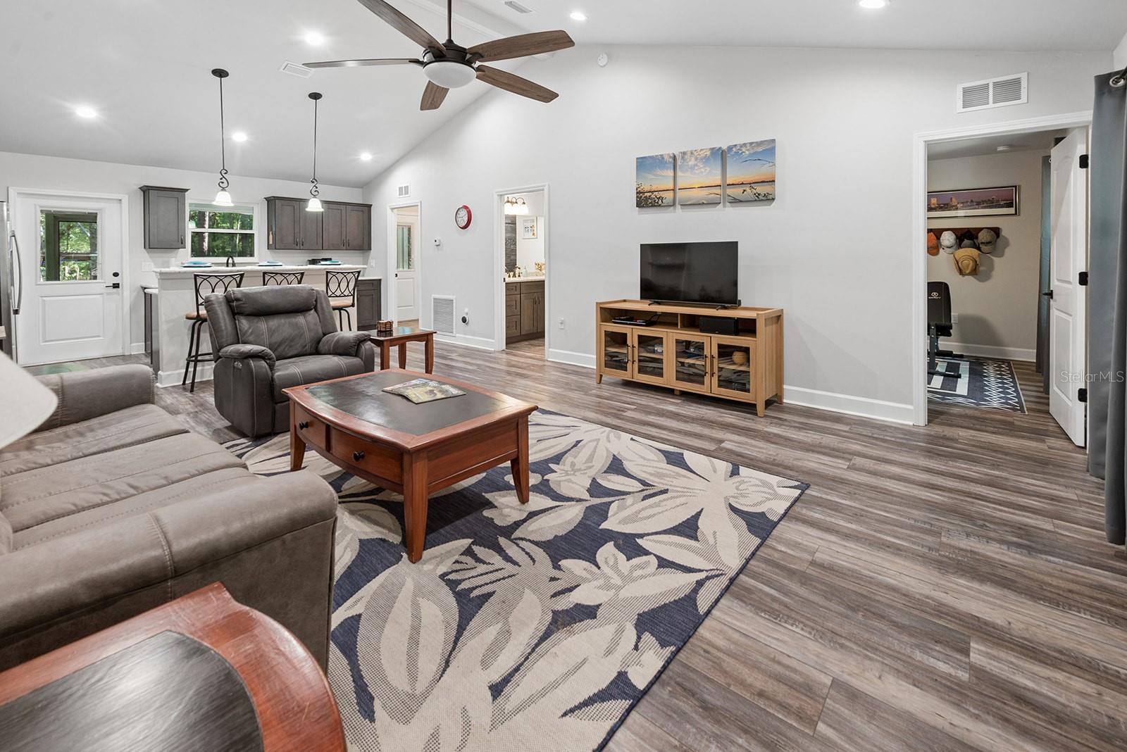 MANATEE OAKS - Residential