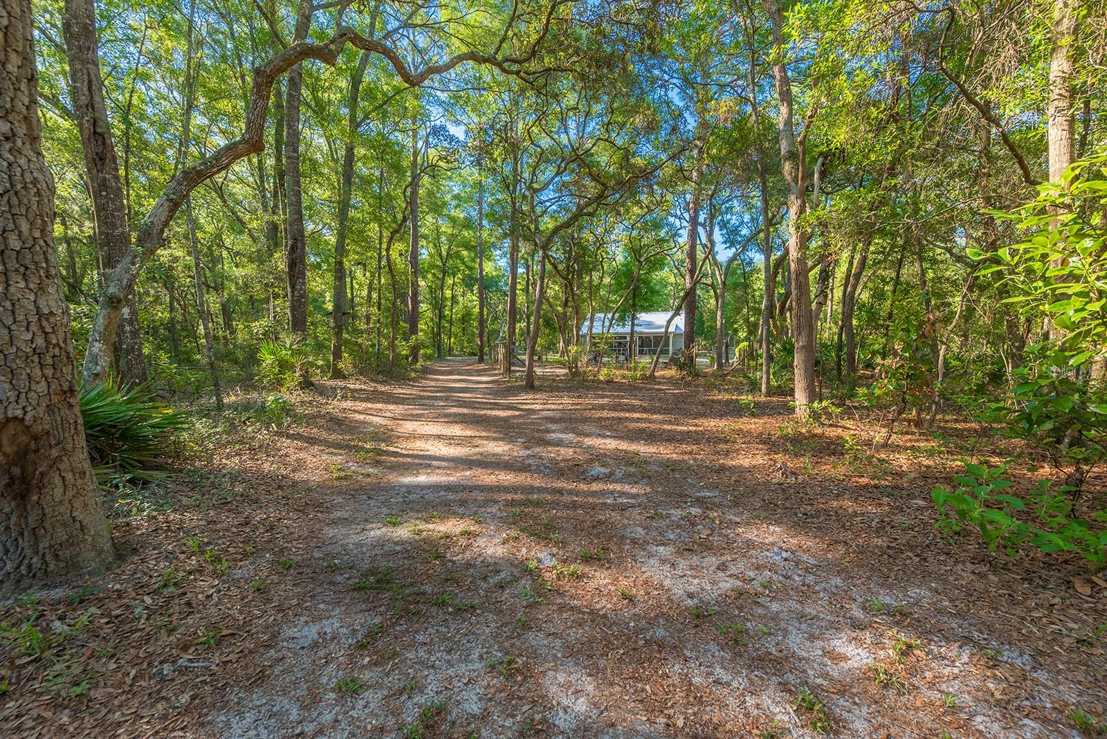 MANATEE OAKS - Residential