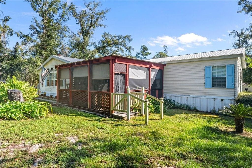 Photo of 19191 Crews Road, Glen St Mary, FL 32040 (MLS # G5103466)