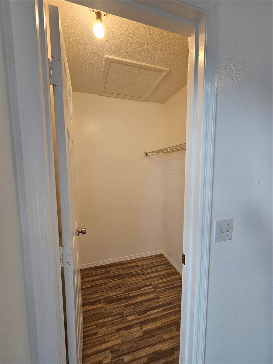 FORSYTH COVE - Residential