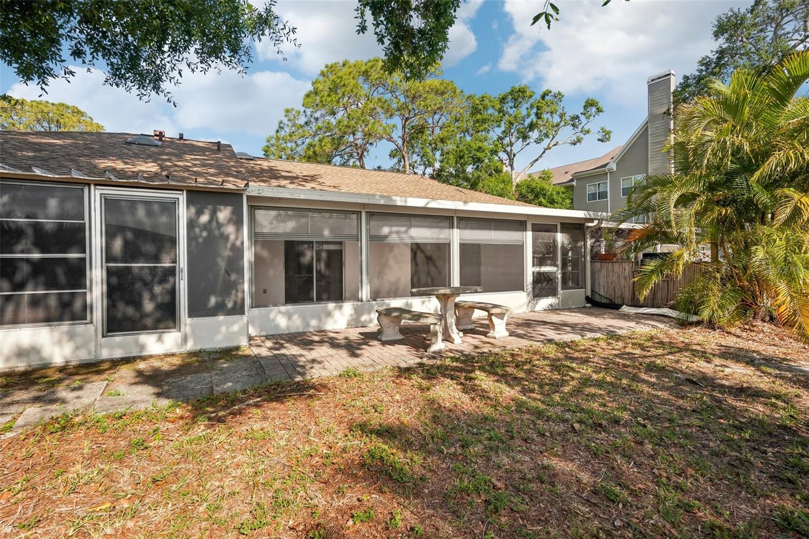 ROYAL PALM VILLAS - Residential