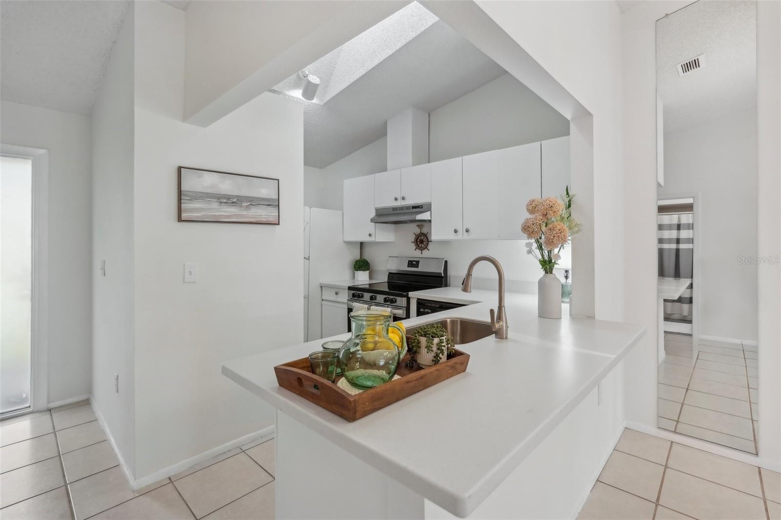 ROYAL PALM VILLAS - Residential