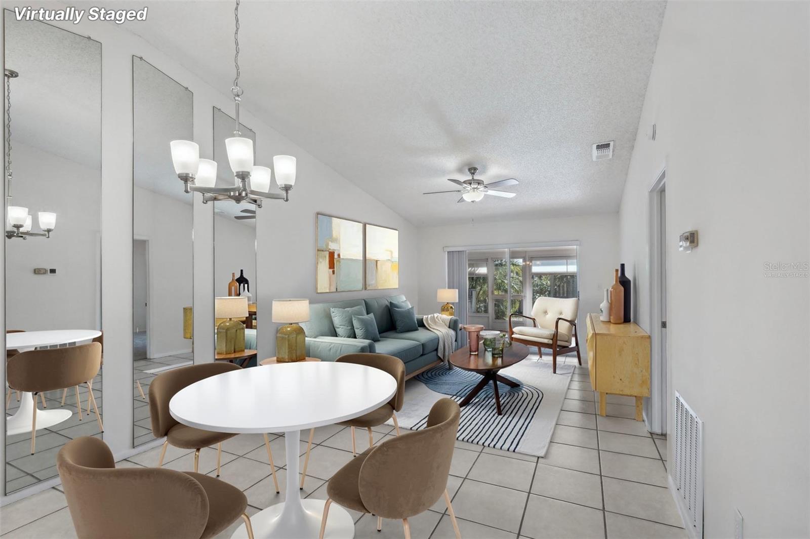 ROYAL PALM VILLAS - Residential