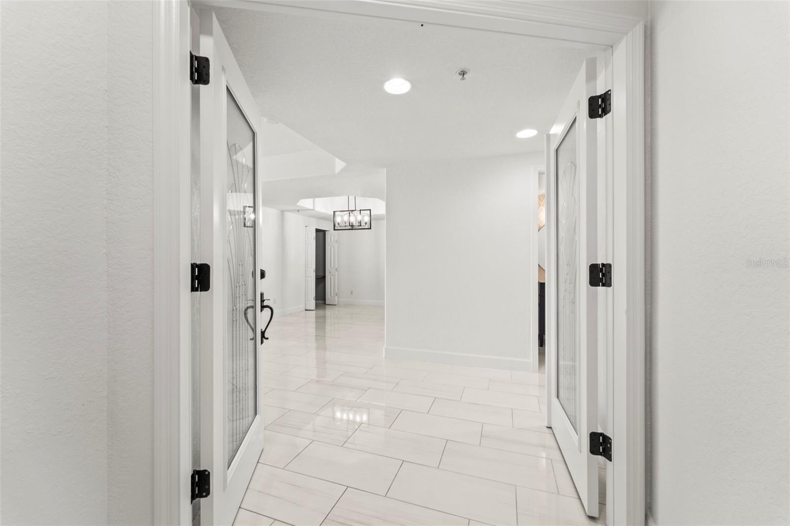 1645 PINELLAS BAYWAY S B2