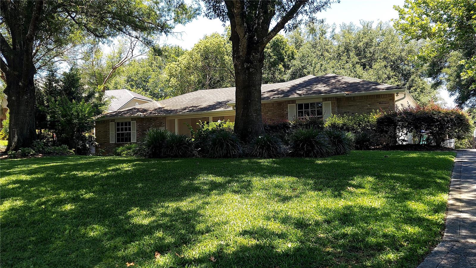 7316 CHESTERHILL CIRCLE