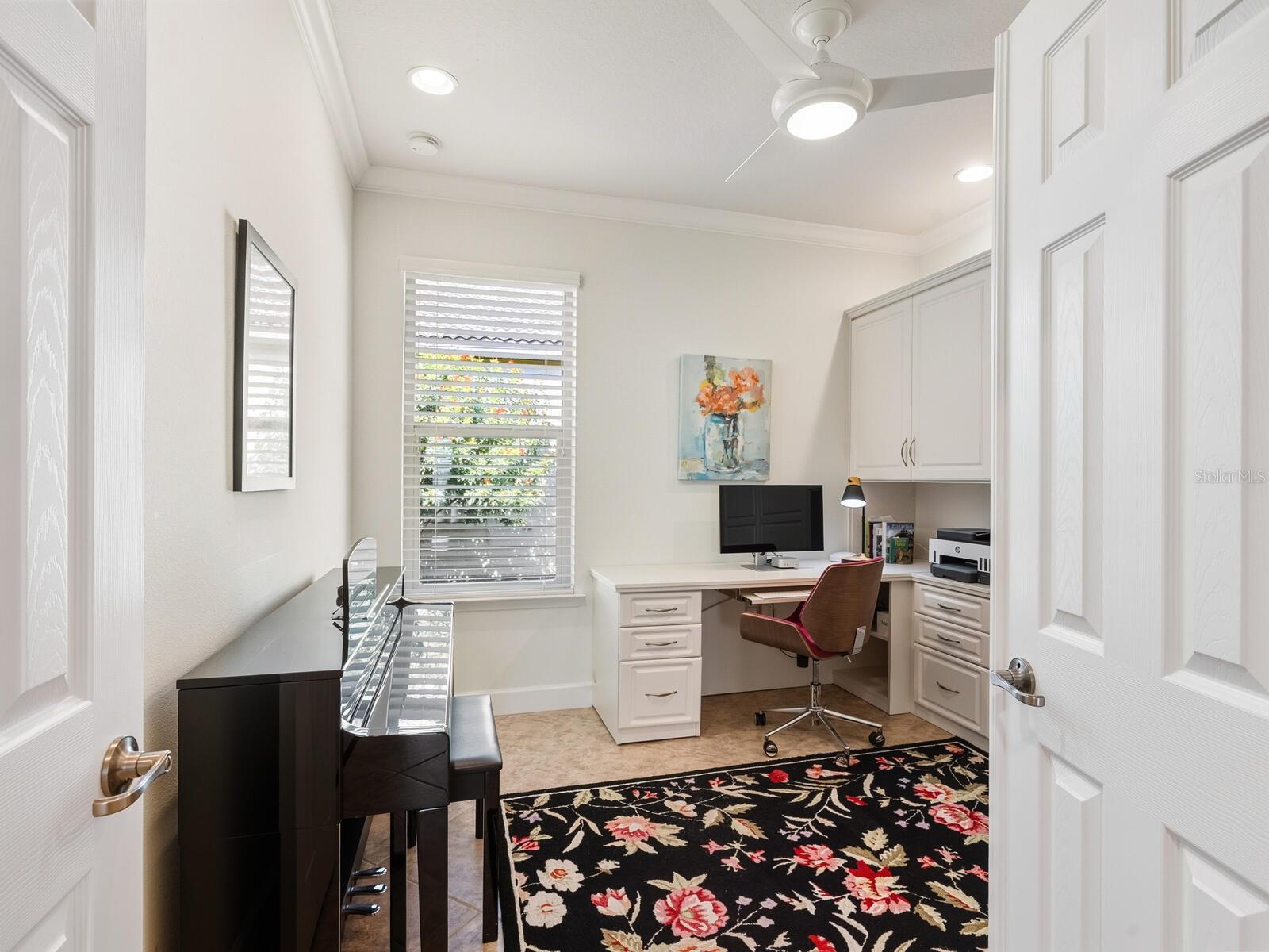 VENETIAN FALLS PH 1 - Residential