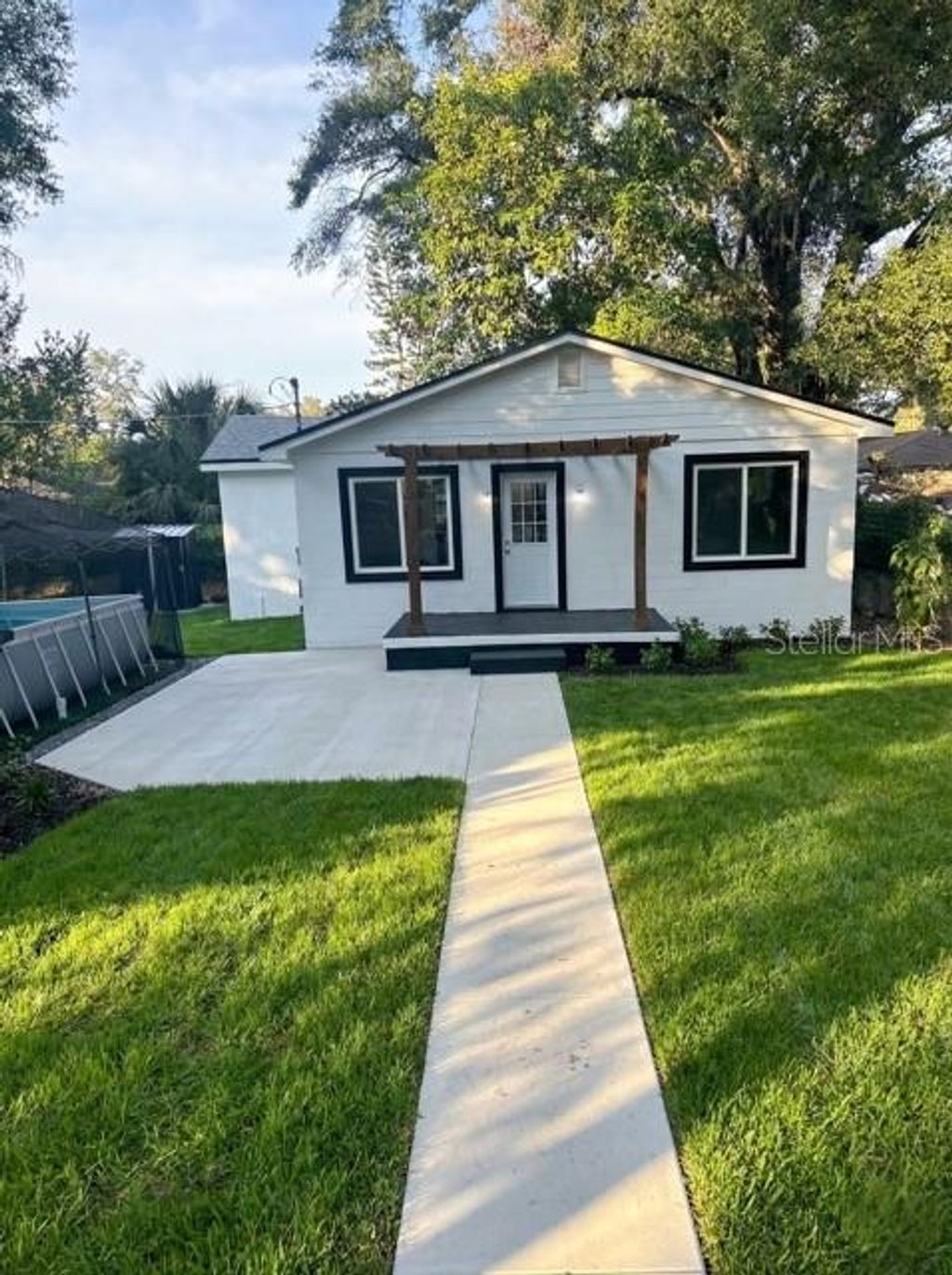 Photo of 2102 E Caracas Street, Tampa, FL 33610 (MLS # TB8456086)