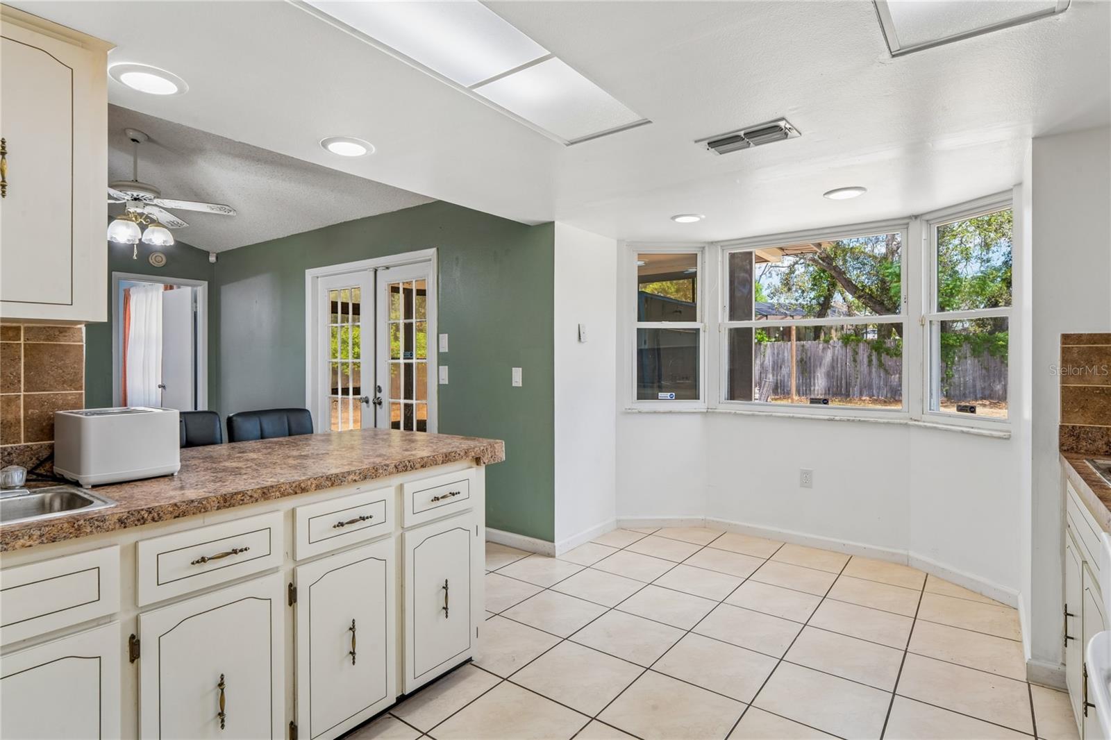 FOREST OAKS - Residential