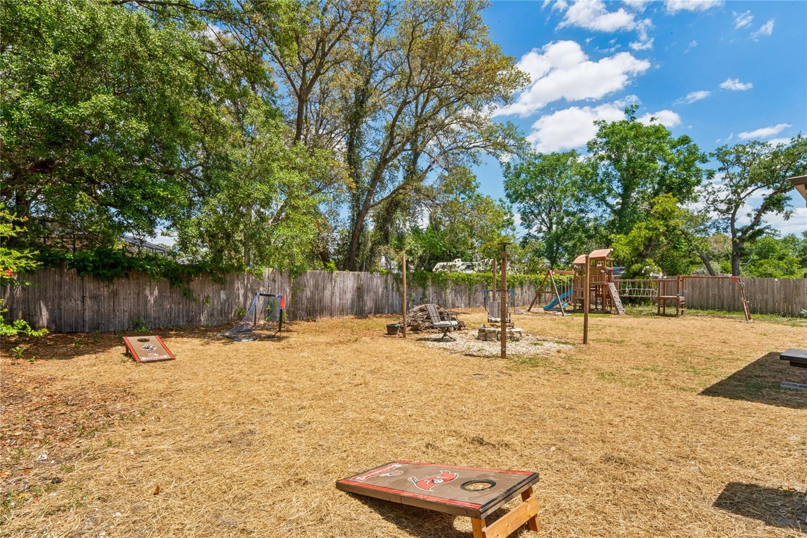 FOREST OAKS - Residential