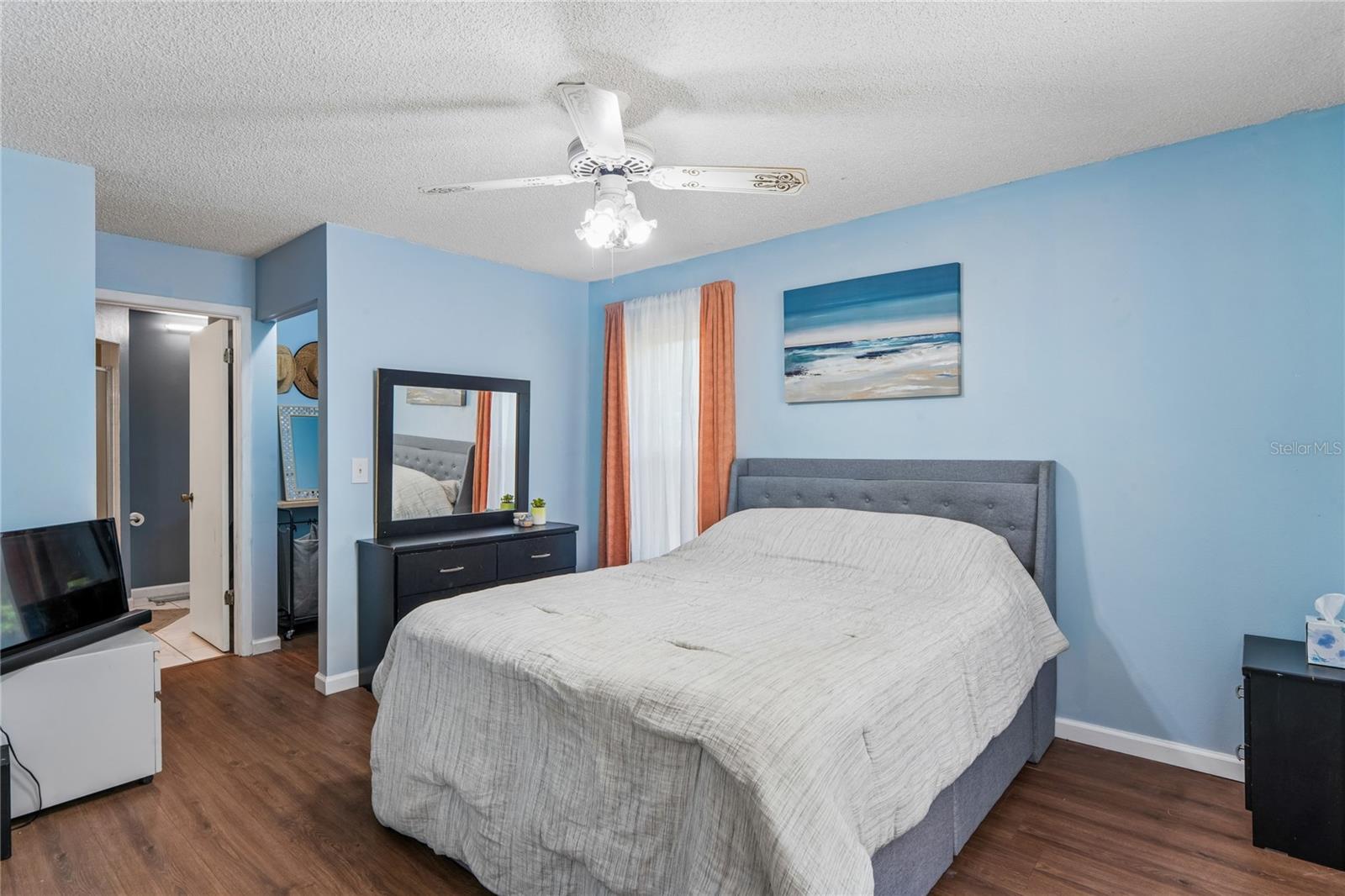 FOREST OAKS - Residential