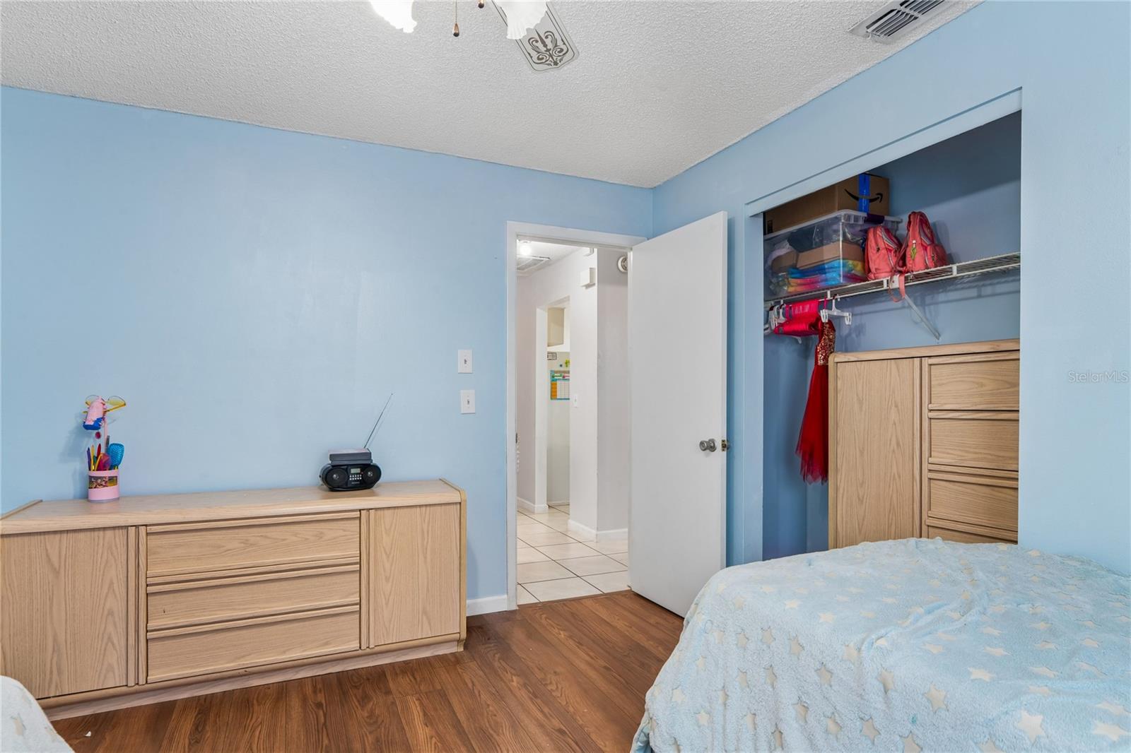 FOREST OAKS - Residential