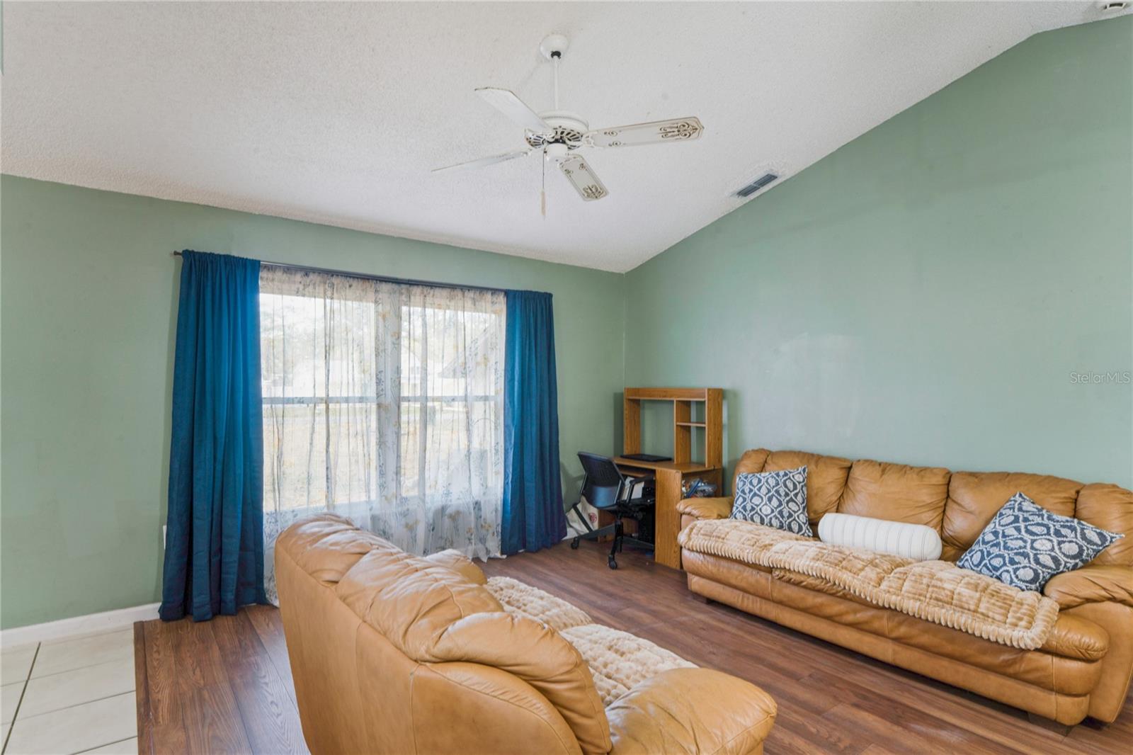 FOREST OAKS - Residential