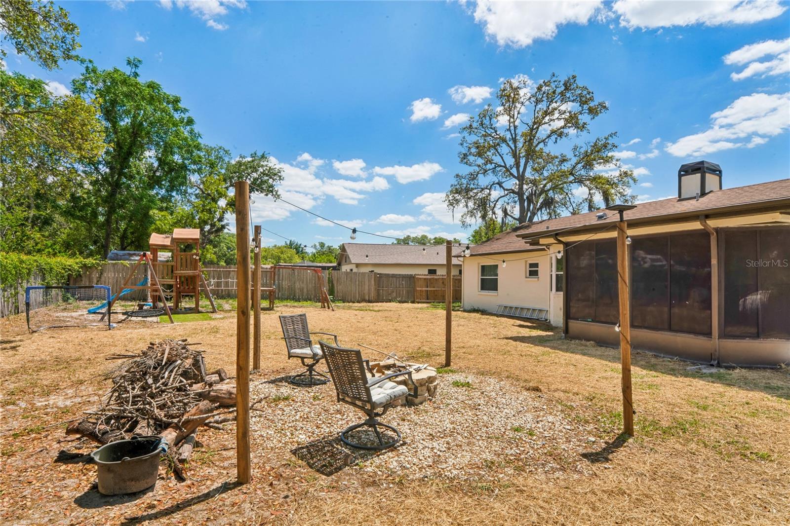 FOREST OAKS - Residential