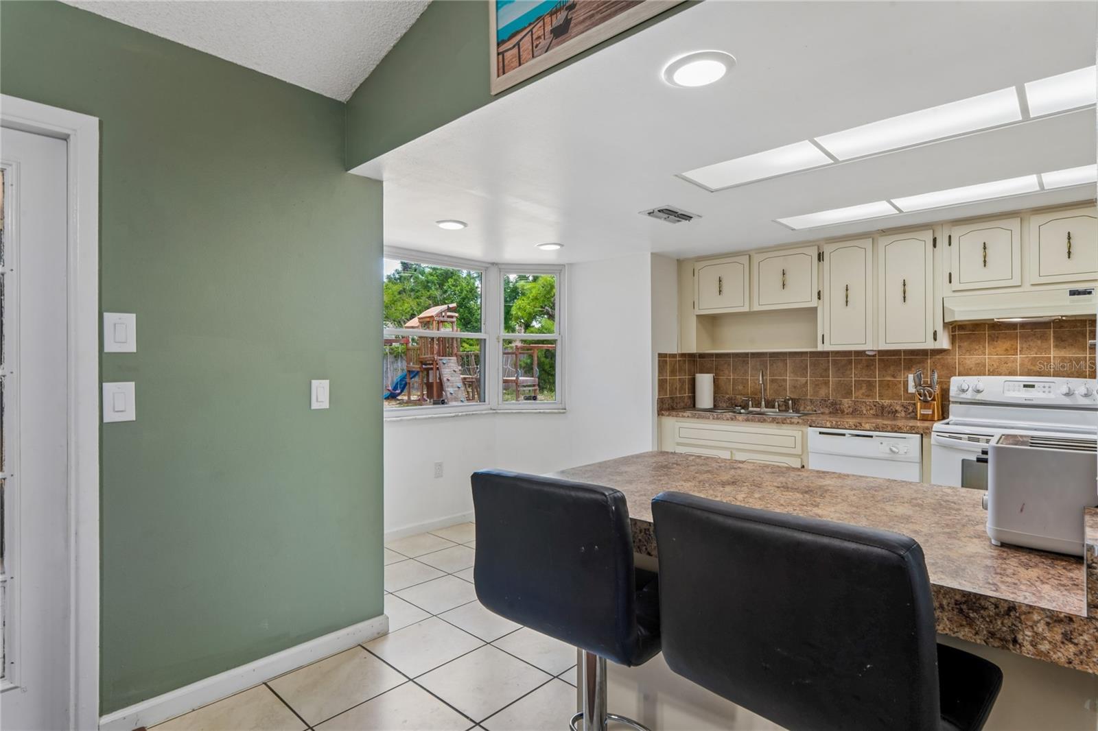 FOREST OAKS - Residential