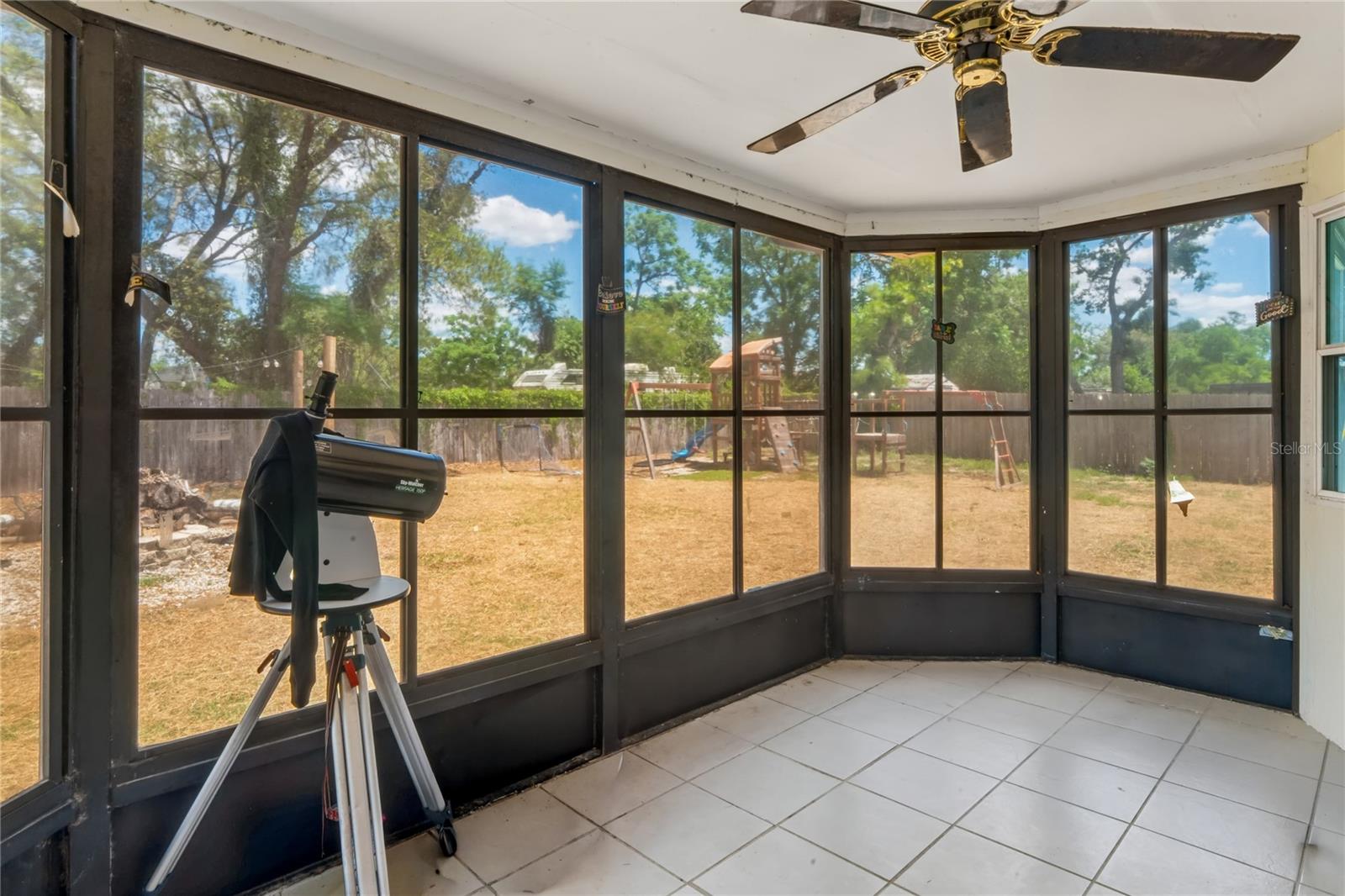 FOREST OAKS - Residential