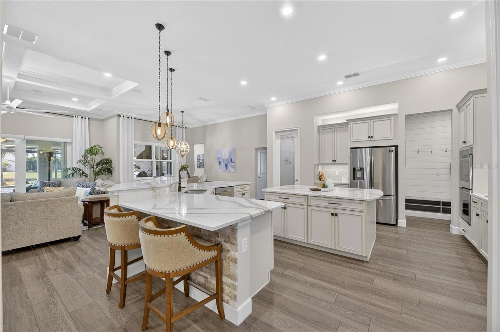 MIRABAY PH 3C-3 - Residential