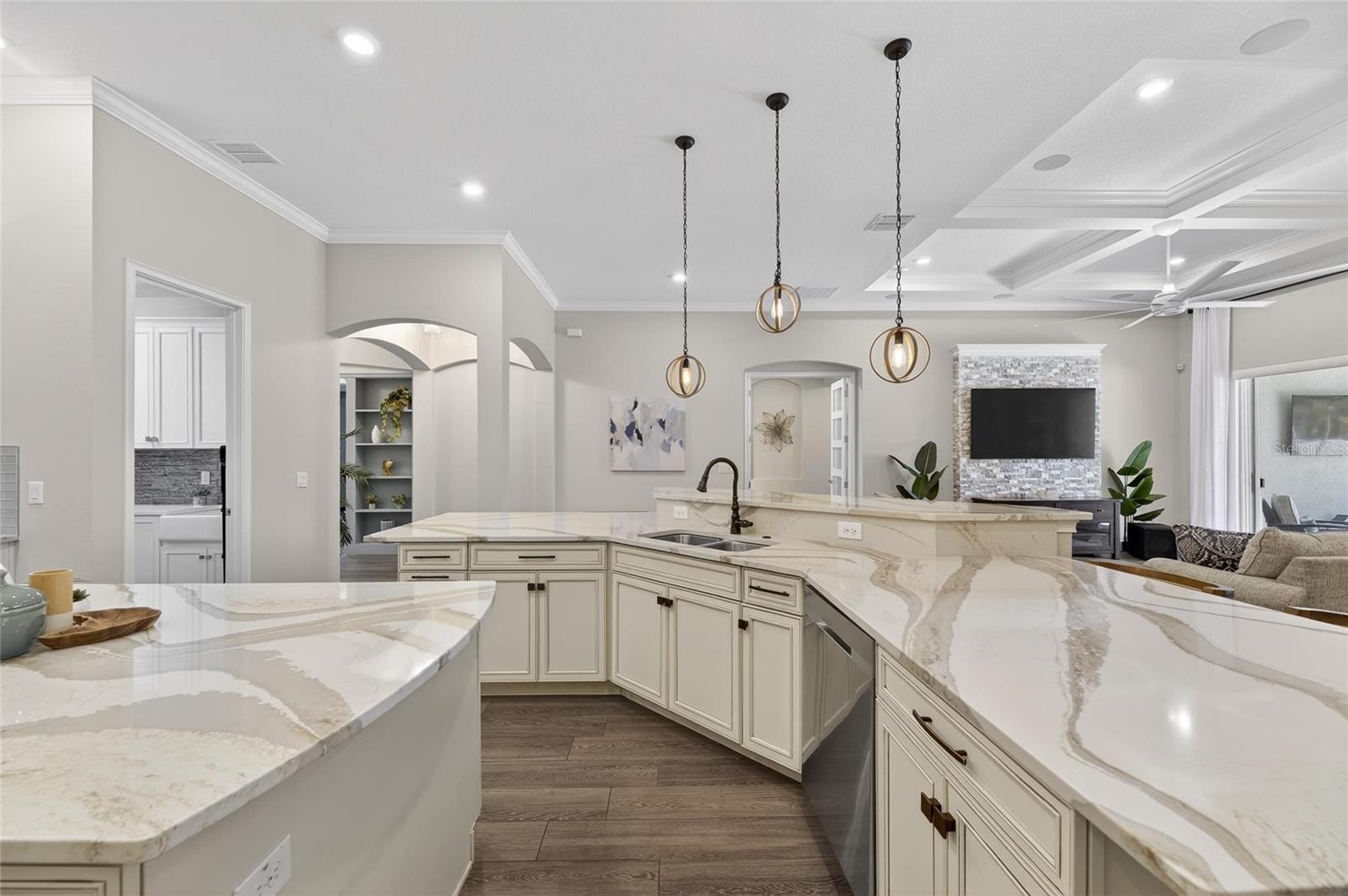 MIRABAY PH 3C-3 - Residential