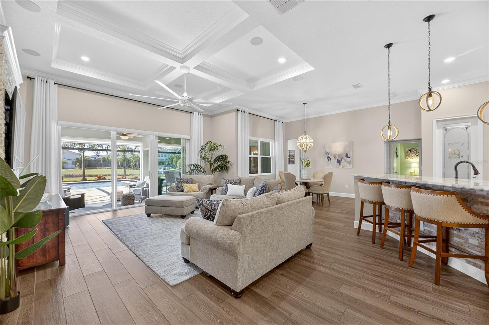 MIRABAY PH 3C-3 - Residential