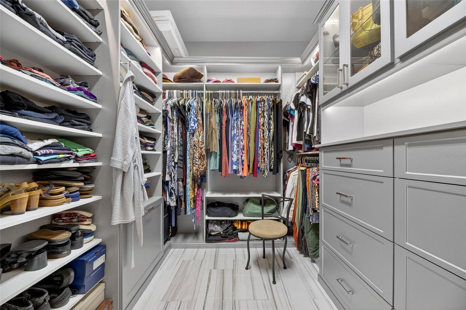 MIRABAY PH 3C-3 - Residential