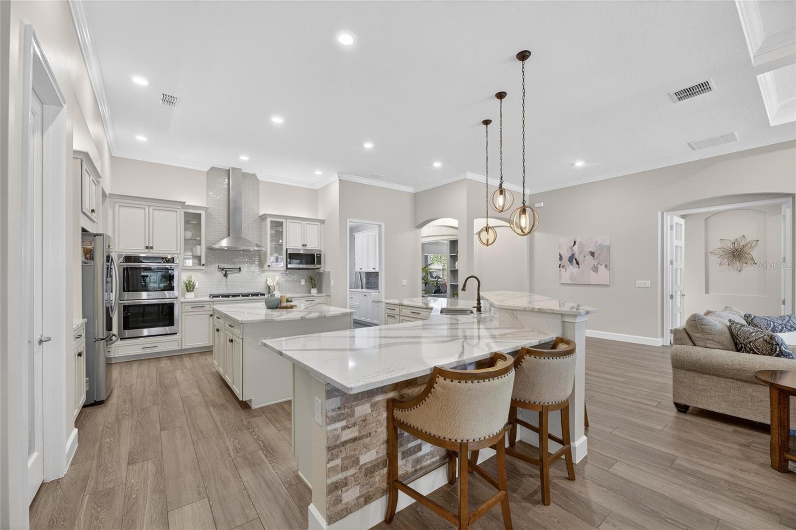 MIRABAY PH 3C-3 - Residential