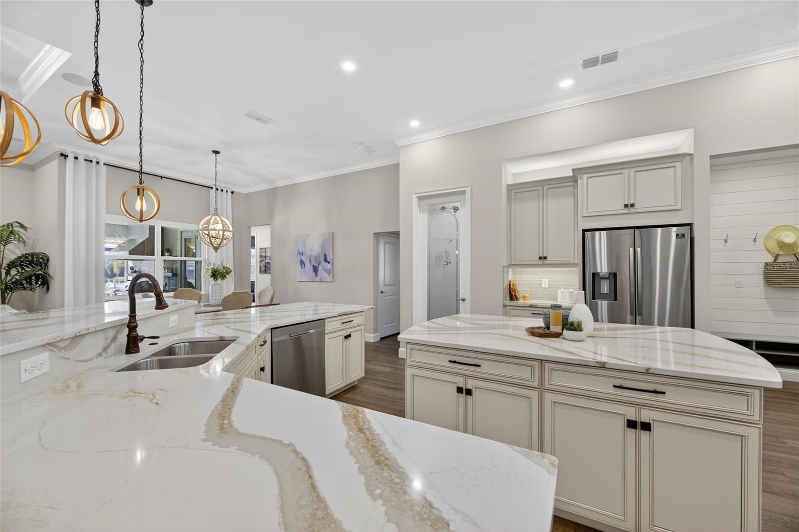 MIRABAY PH 3C-3 - Residential