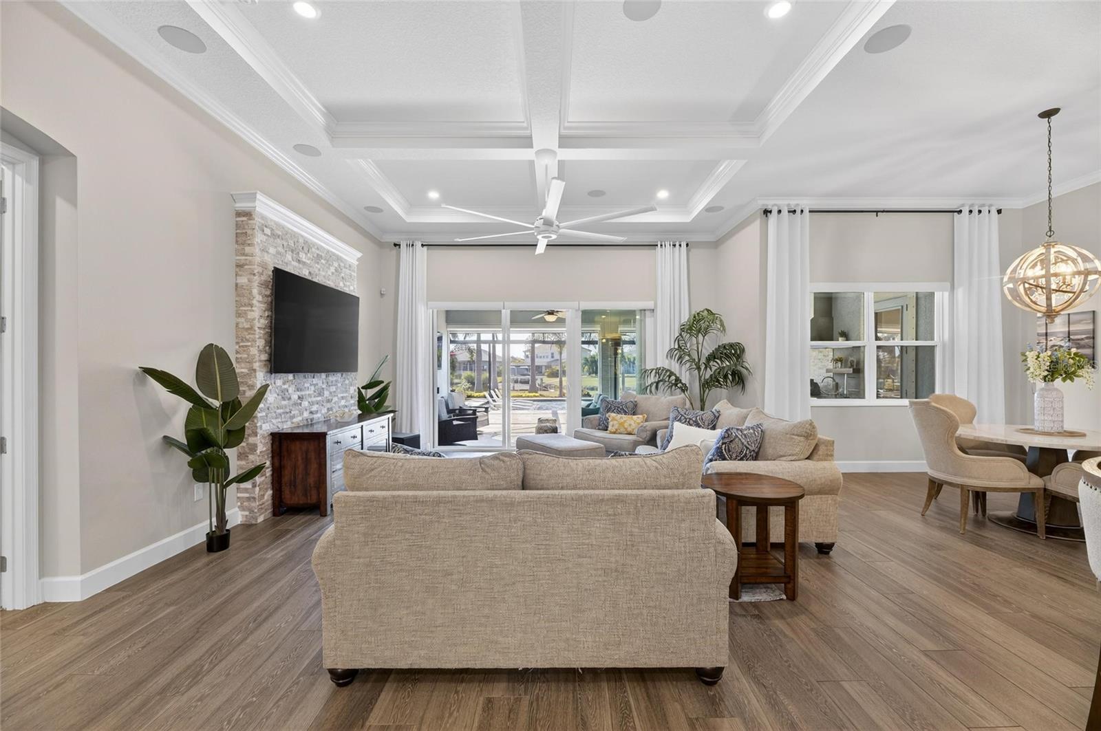 MIRABAY PH 3C-3 - Residential