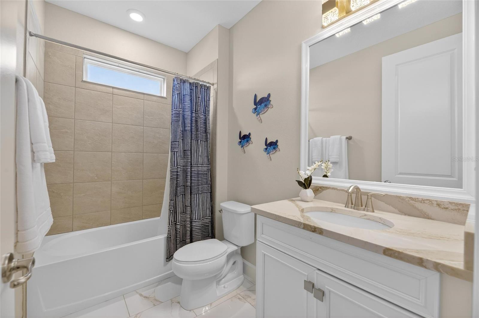 MIRABAY PH 3C-3 - Residential