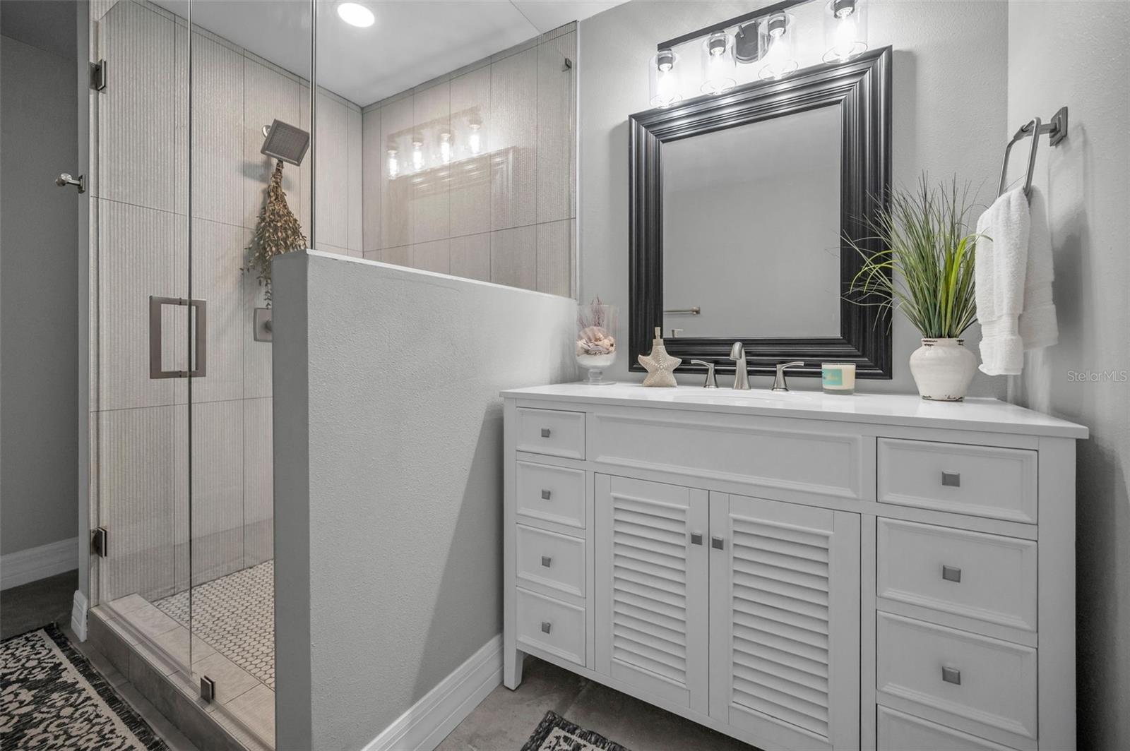 INDIAN BLUFF ISLAND 3RD ADD - Residential