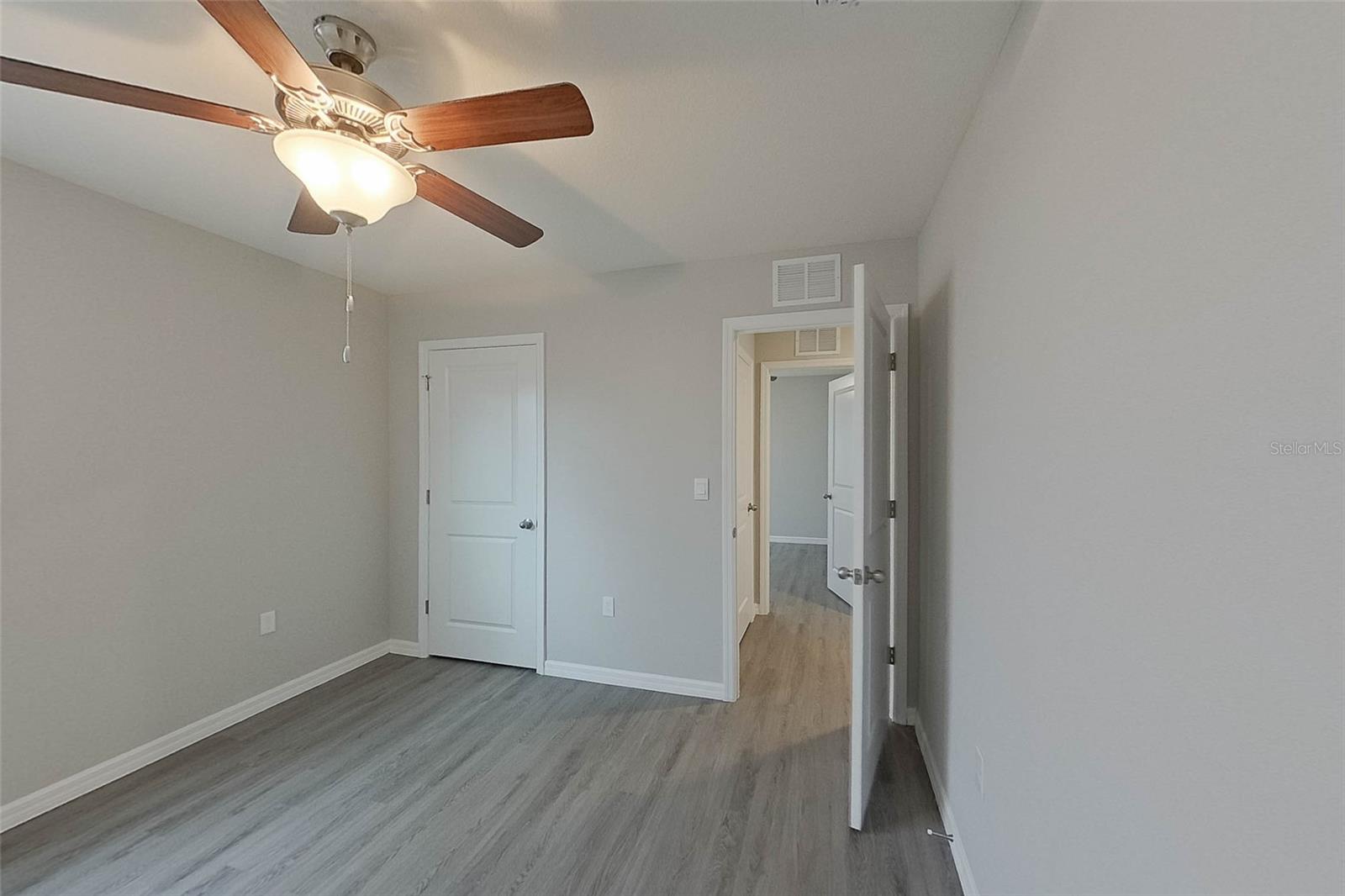 OCALA CROSSINGS - Residential Lease