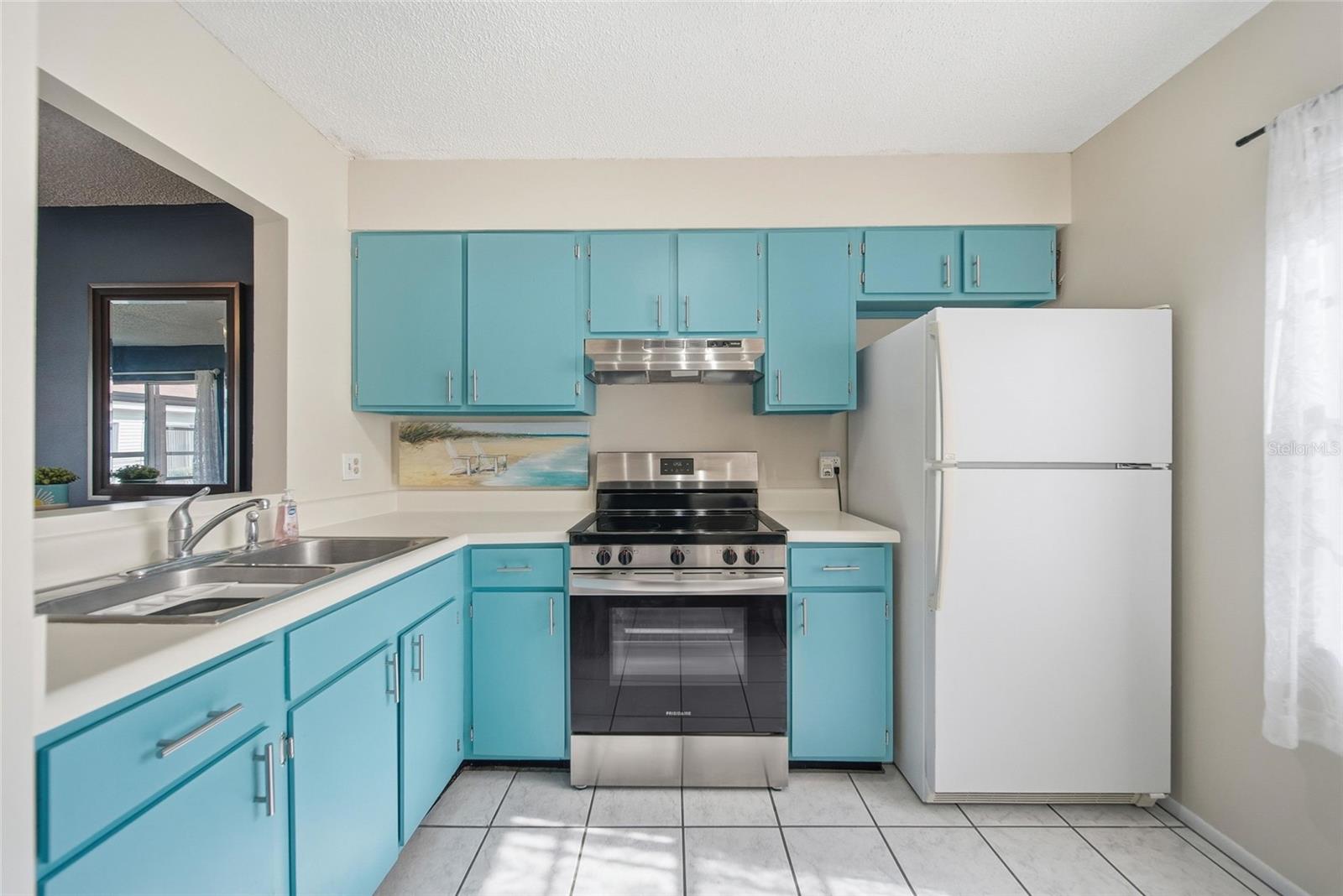 MISSION OAKS CONDO - Residential