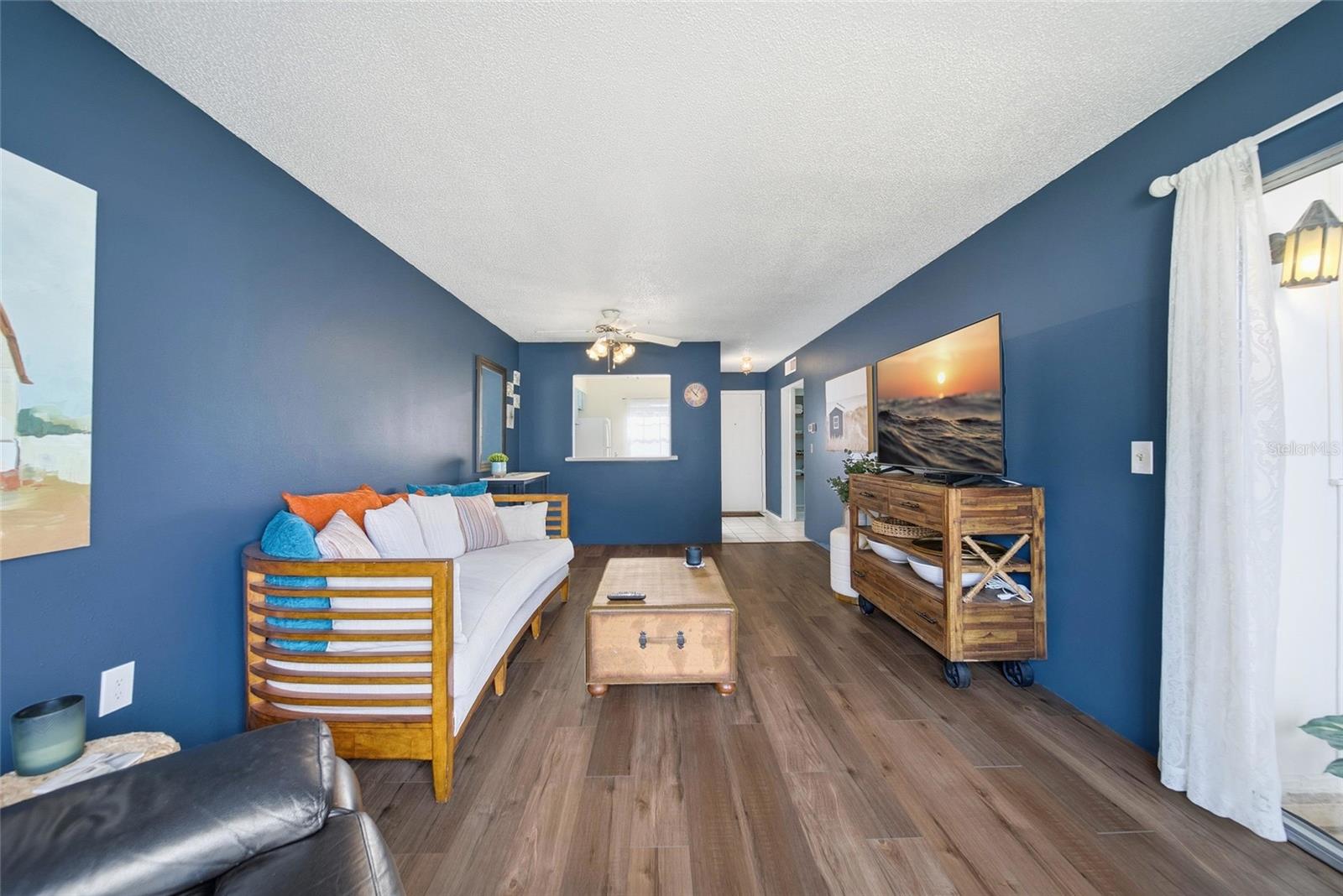 MISSION OAKS CONDO - Residential