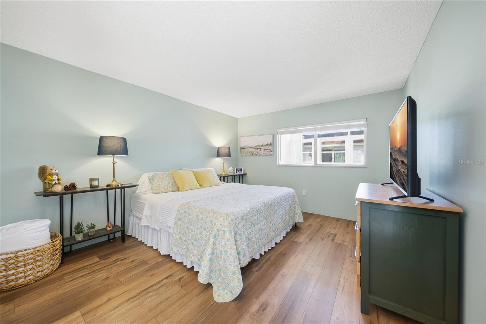 MISSION OAKS CONDO - Residential