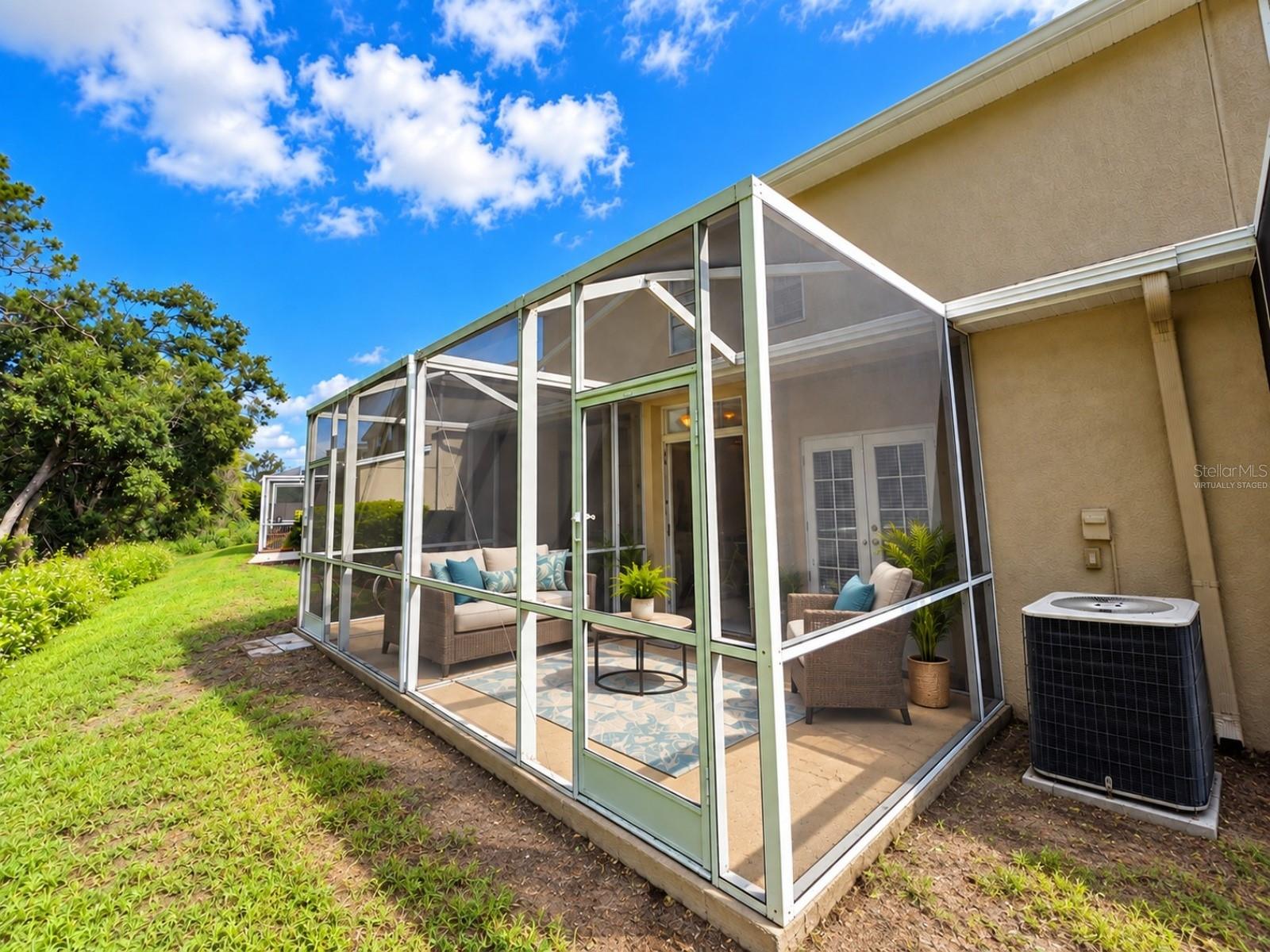 5866 FISHHAWK RIDGE DR