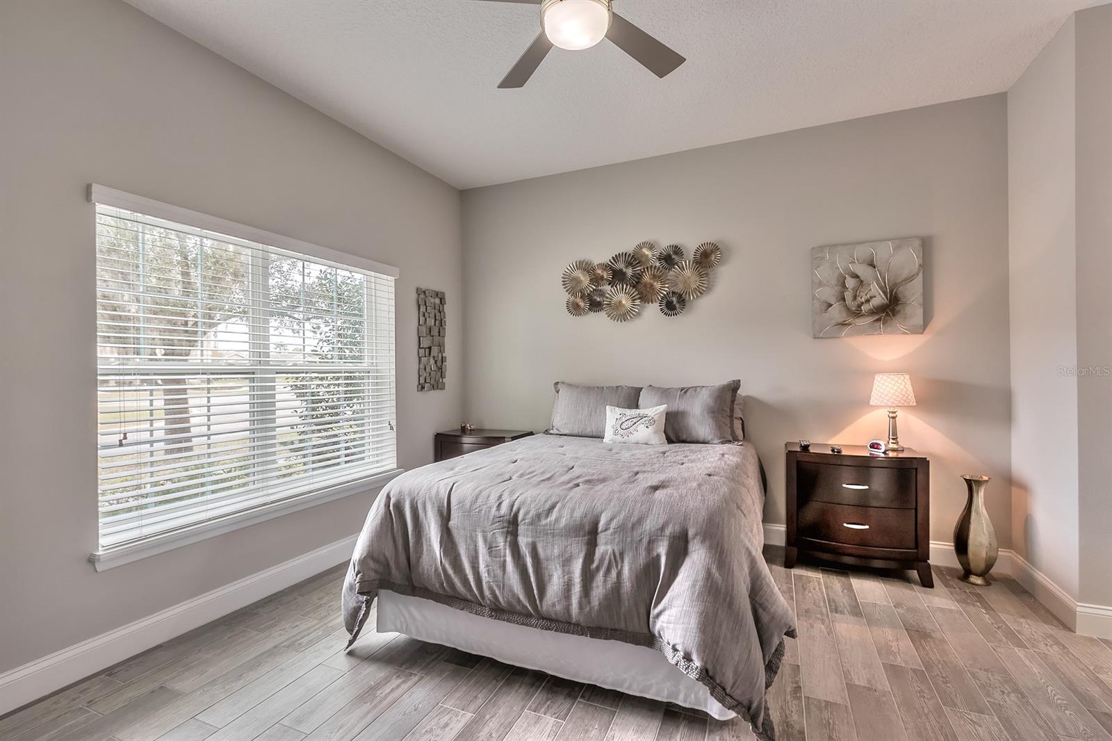 Venetian Bay Ph 1B Un 1 #H - Residential