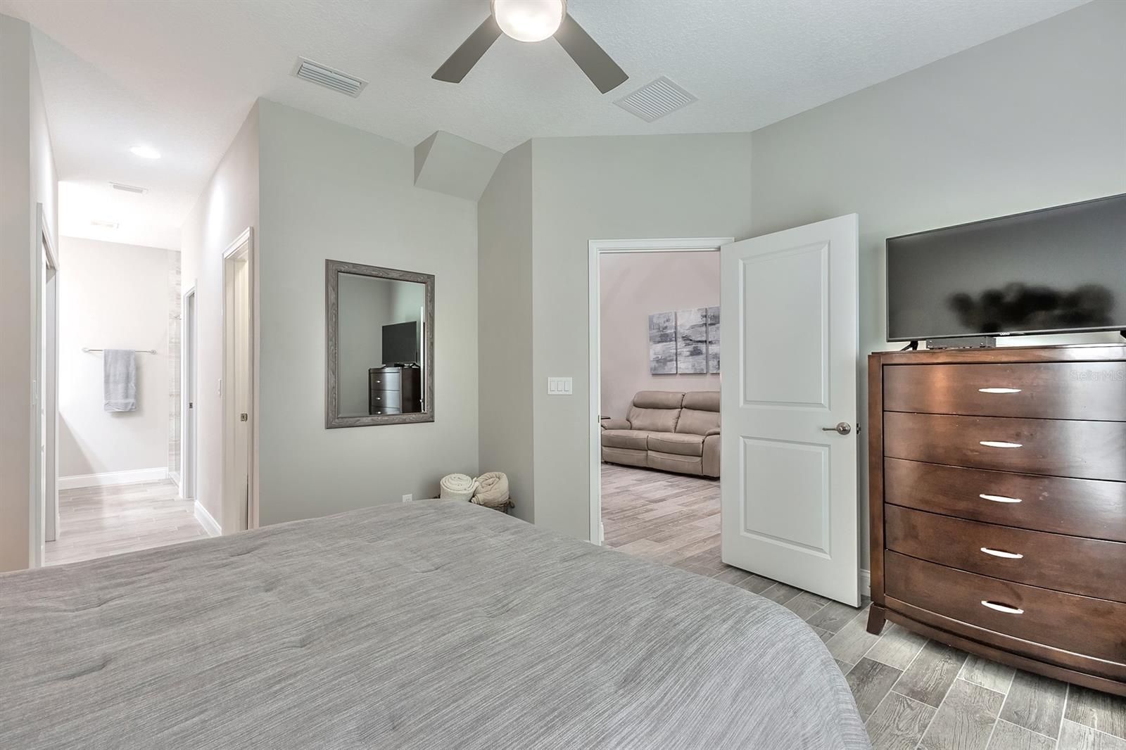 Venetian Bay Ph 1B Un 1 #H - Residential