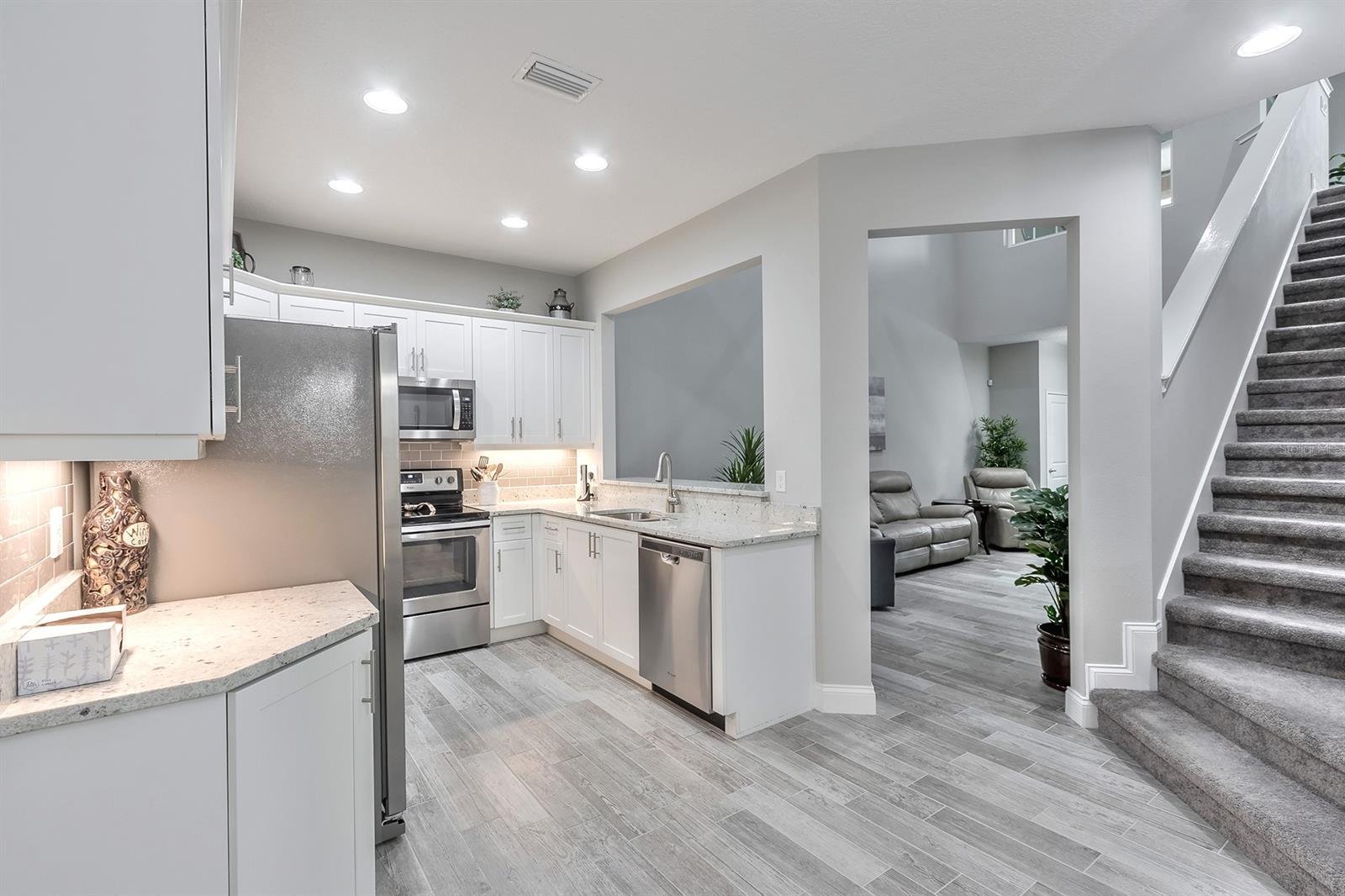 Venetian Bay Ph 1B Un 1 #H - Residential