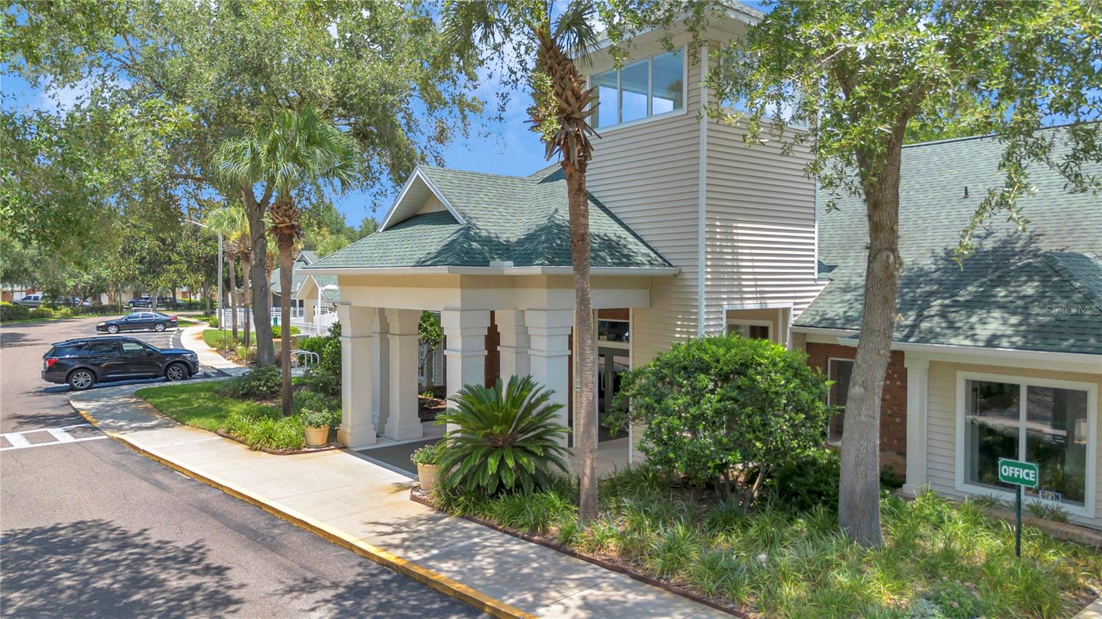 GREENS CONDOS AT WEST END - Residential