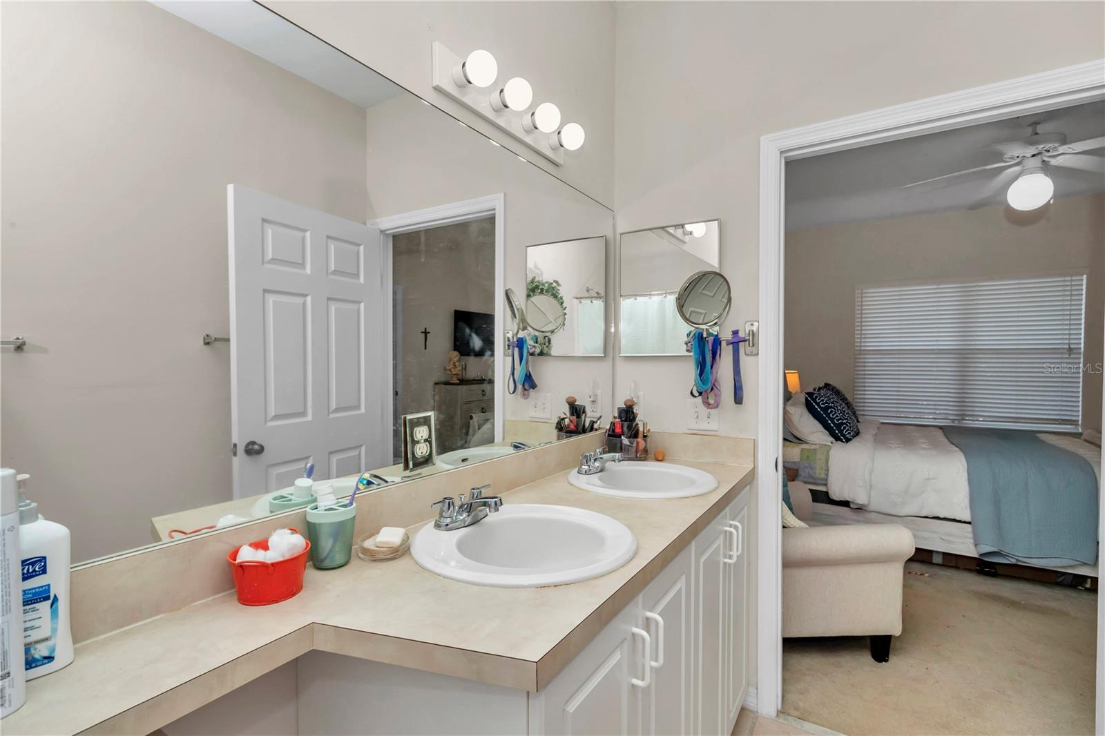 GREENS CONDOS AT WEST END - Residential