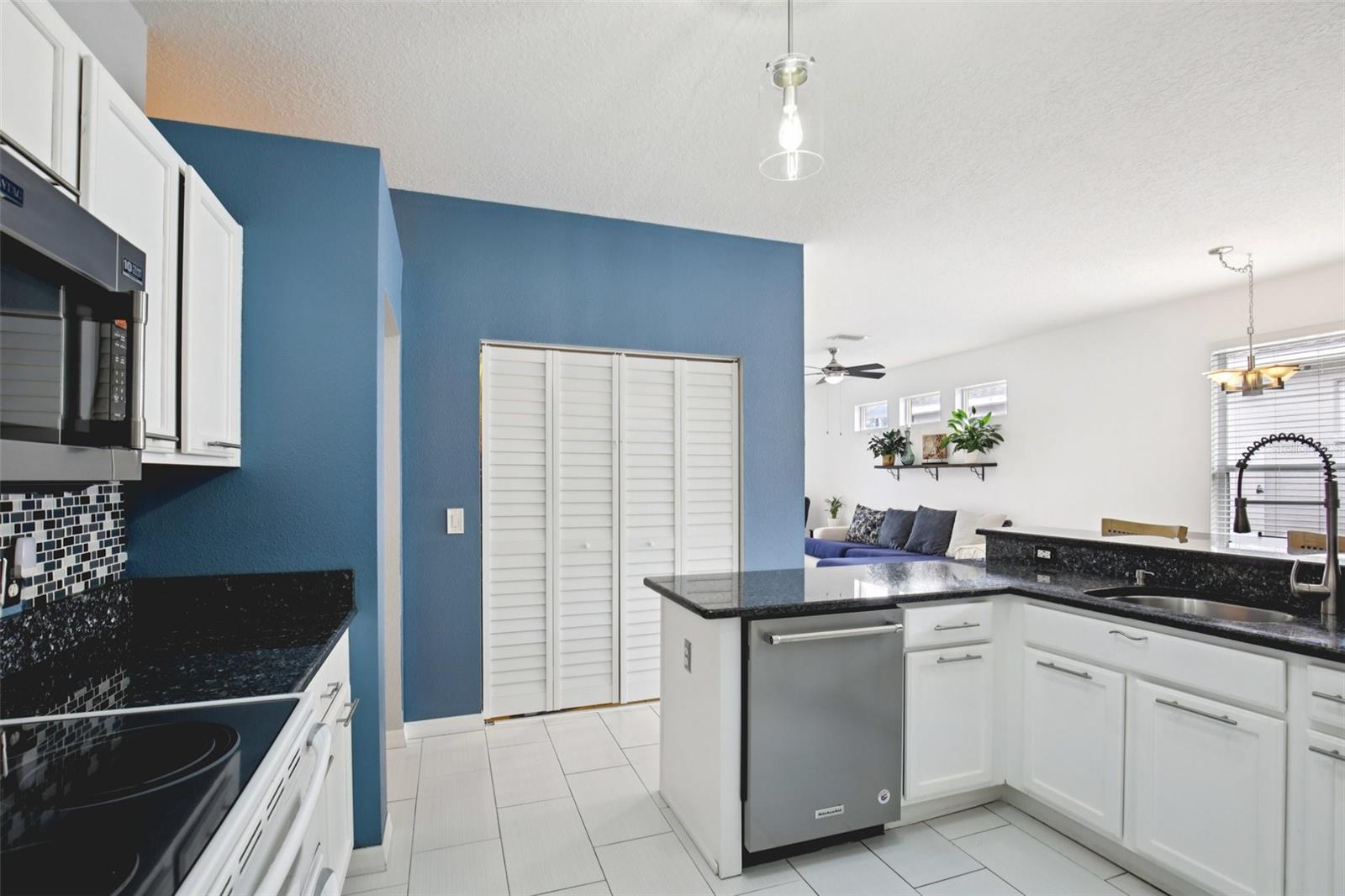 RIVERWALK VILLAGE CYPRESS BANKS SP H 1&2 - Residential